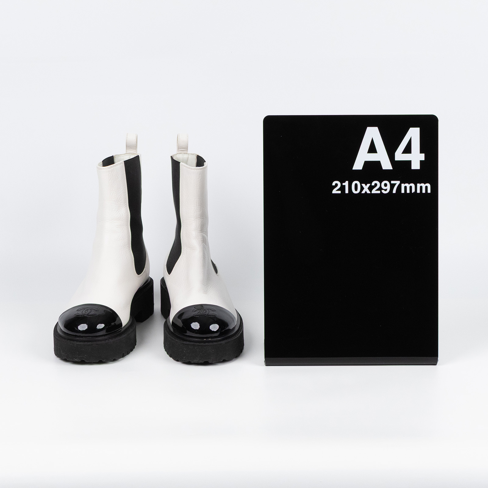 香奈兒 CHANEL Calfskin Cap Toe CC 短靴 G38218_38 黑白中筒靴 #38 原廠盒子/防塵袋