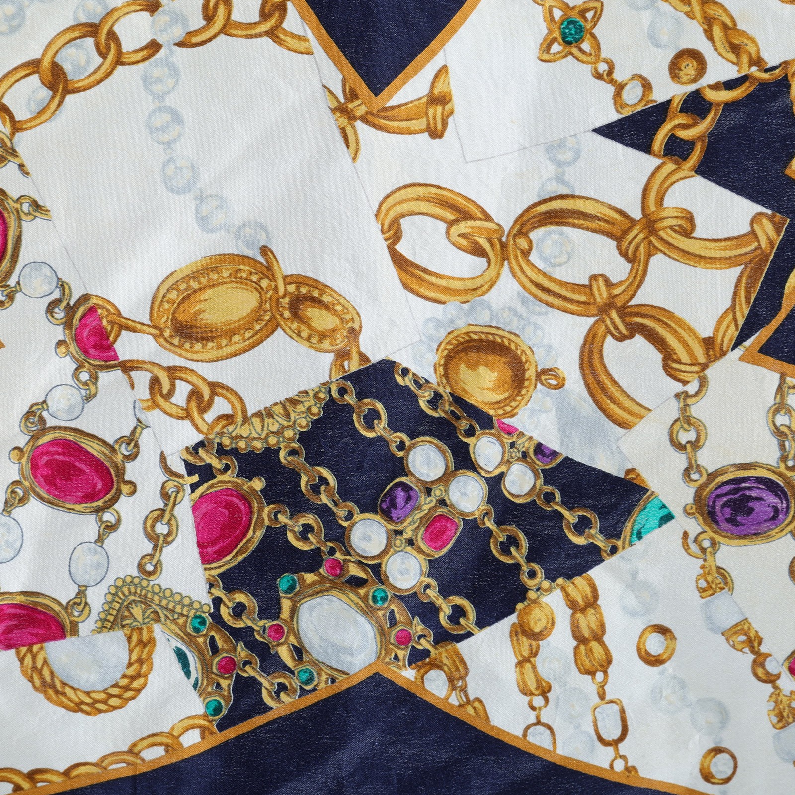 香奈兒 CHANEL 絲巾  深藍雙CLOGO絲巾 無附屬品