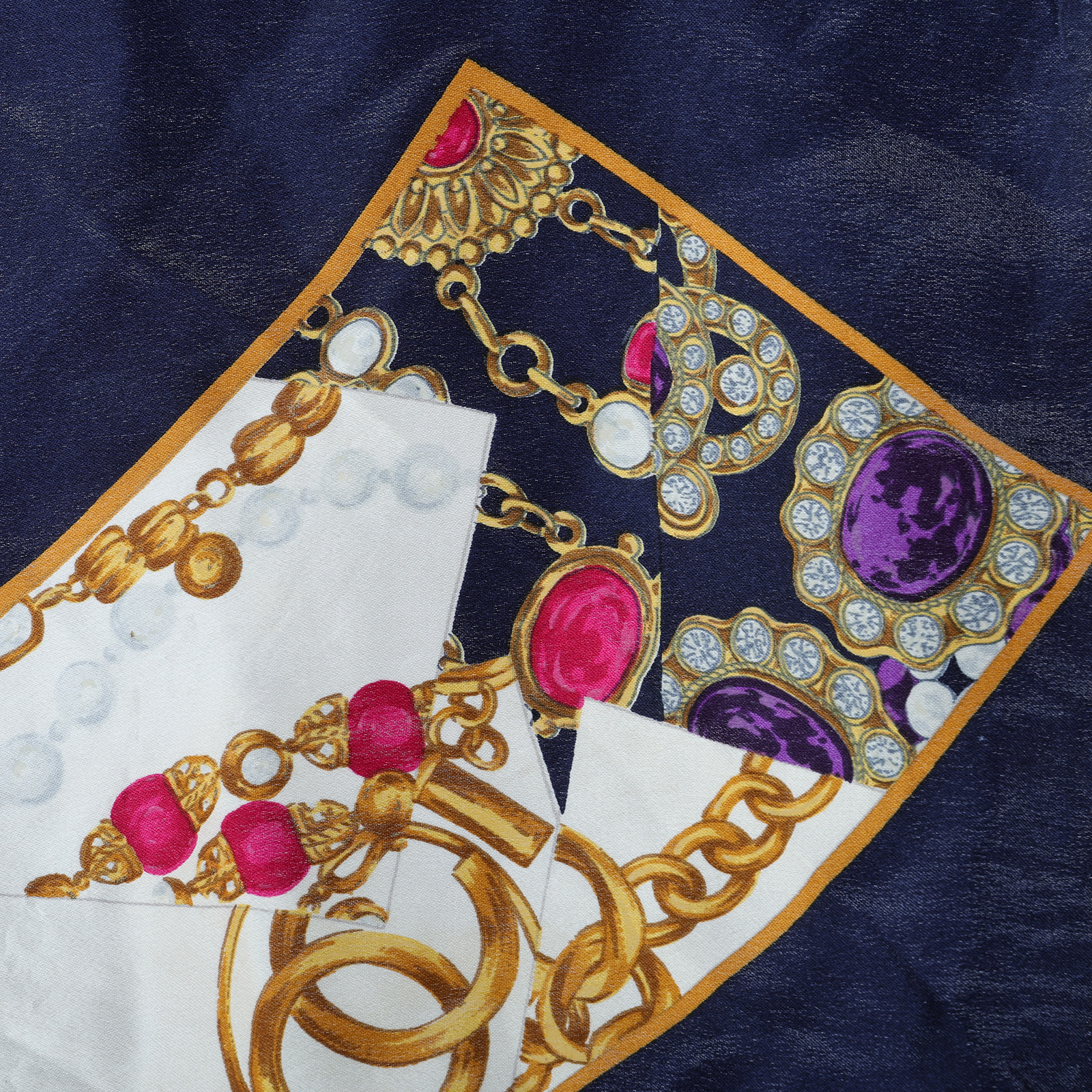 香奈兒 CHANEL 絲巾  深藍雙CLOGO絲巾 無附屬品