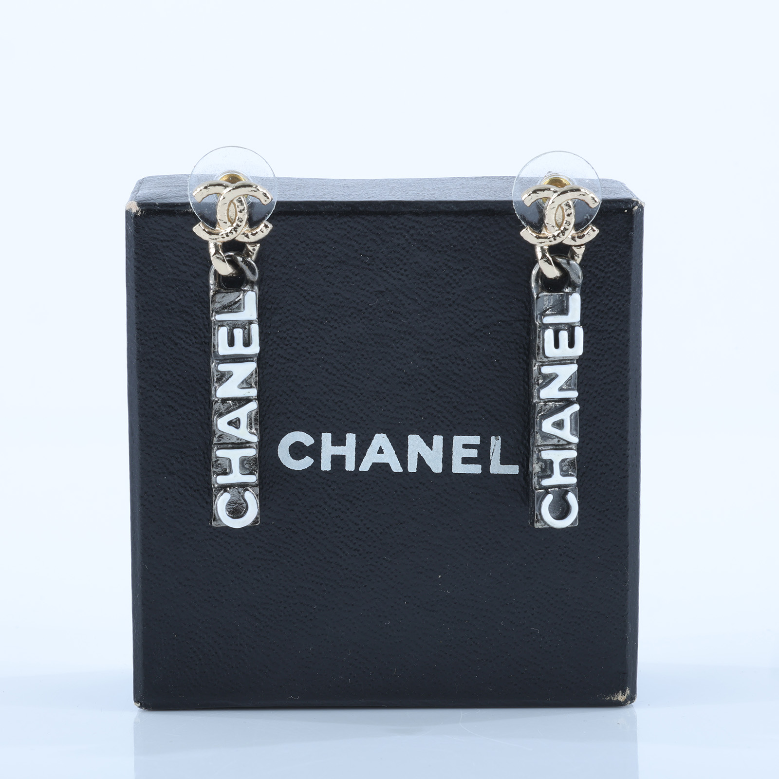 香奈兒 CHANEL 耳釘 C 21K 黑長方形LOGO垂墜耳環 原廠盒子