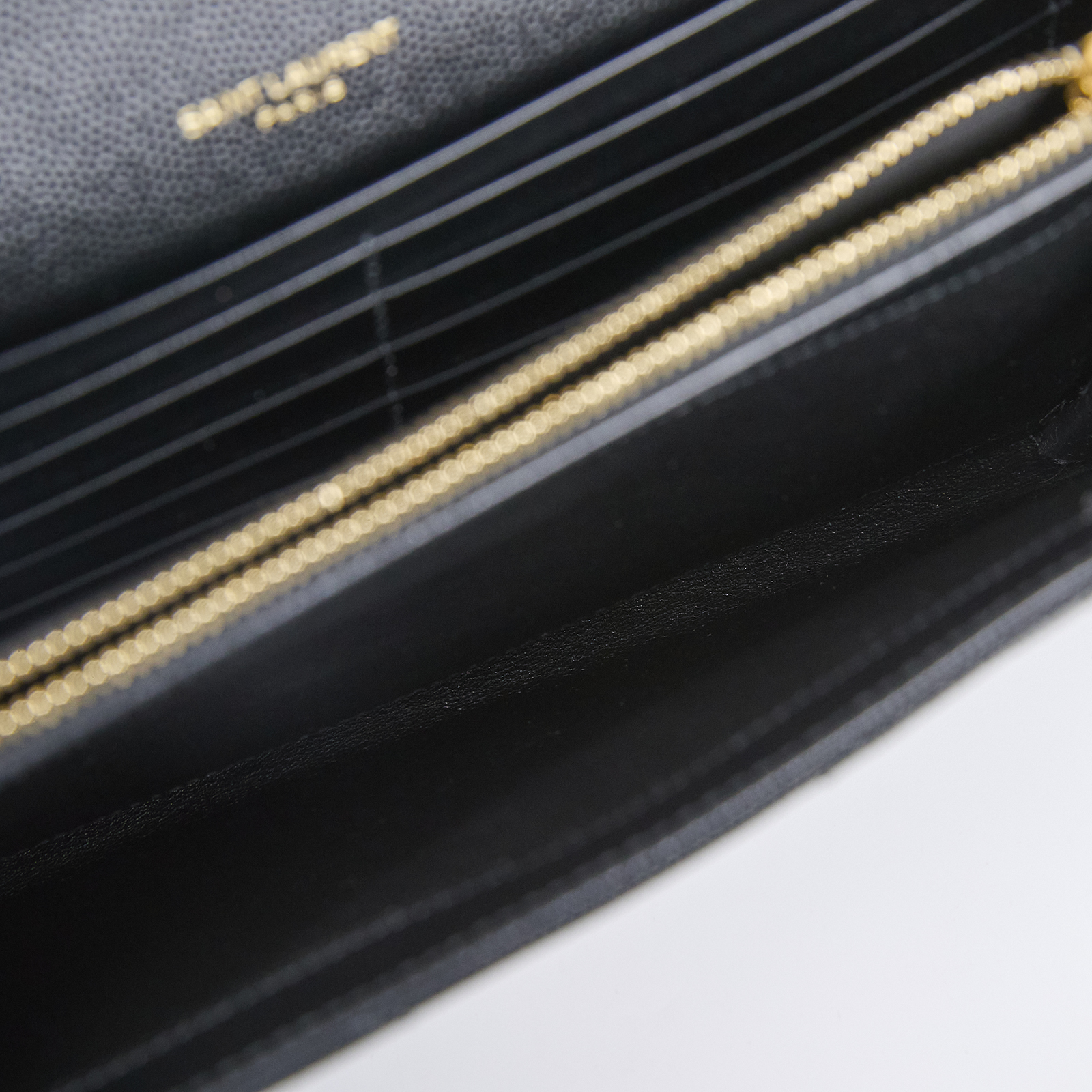 聖羅蘭 YSL SAINT LAURENT Cassandre 經典粒面皮革 鏈條 錢包 金色五金 377828BOW01 黑金魚子醬WOC 無附屬品