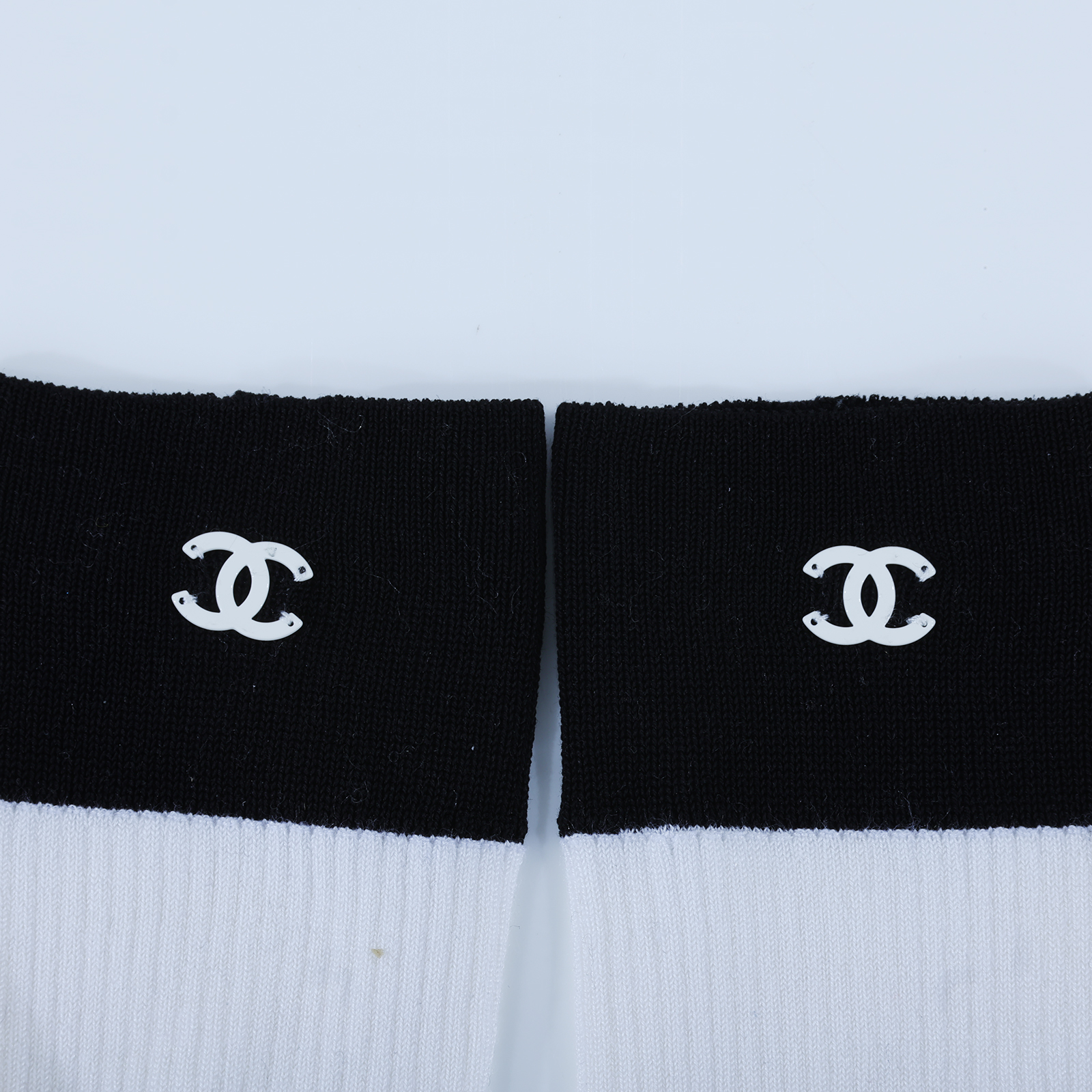 香奈兒 CHANEL CC 棉襪 襪子  黑白logo襪 原廠盒子