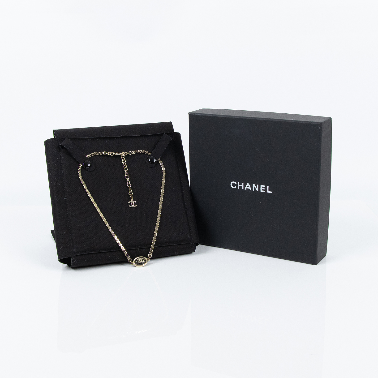 香奈兒 CHANEL CC 項鍊 C25 A 淡金黑橢圓雙C鎖骨鍊 原廠盒子 內襯