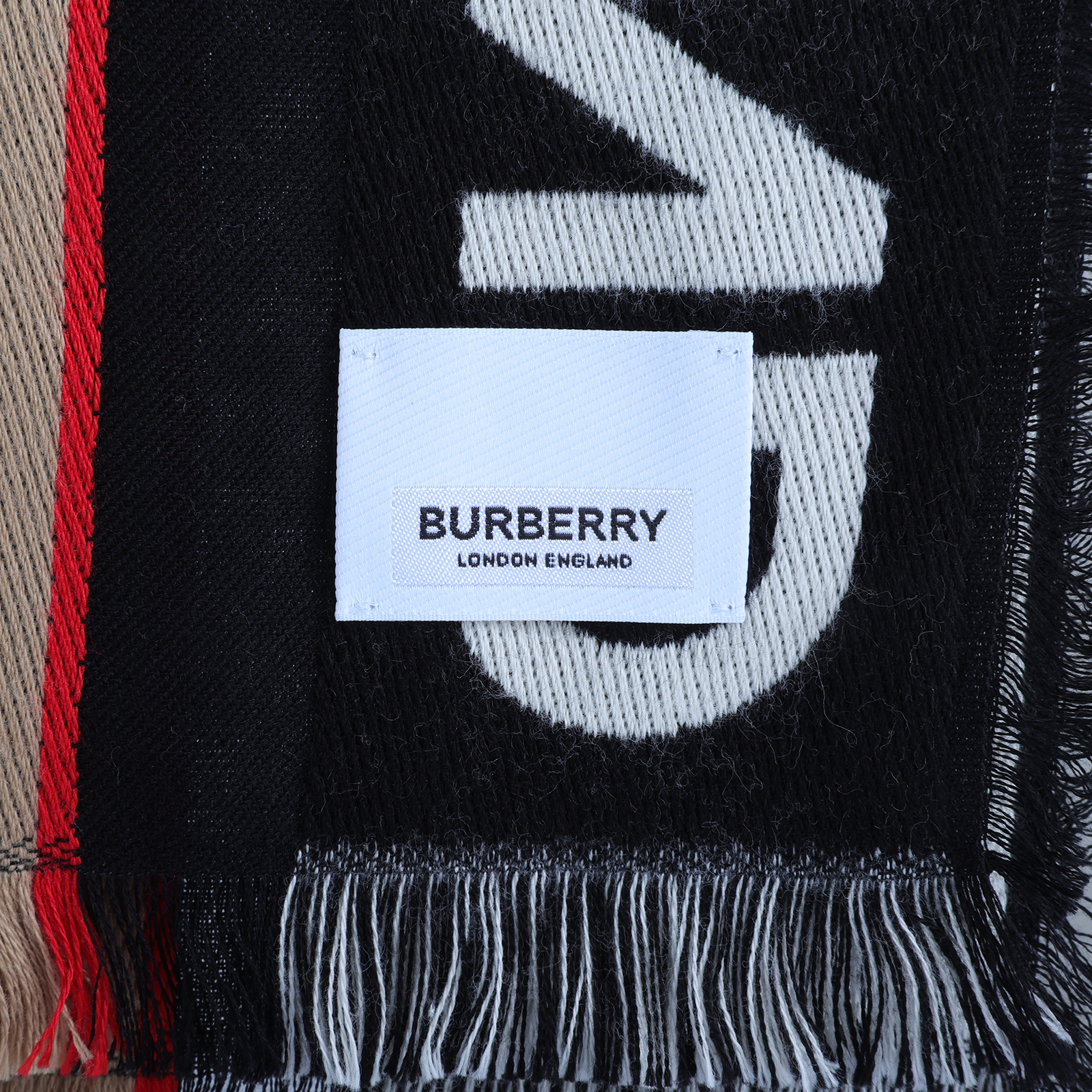 博柏利 BURBERRY 經典格紋 圍巾 8047348 黑色圍巾 無附屬品