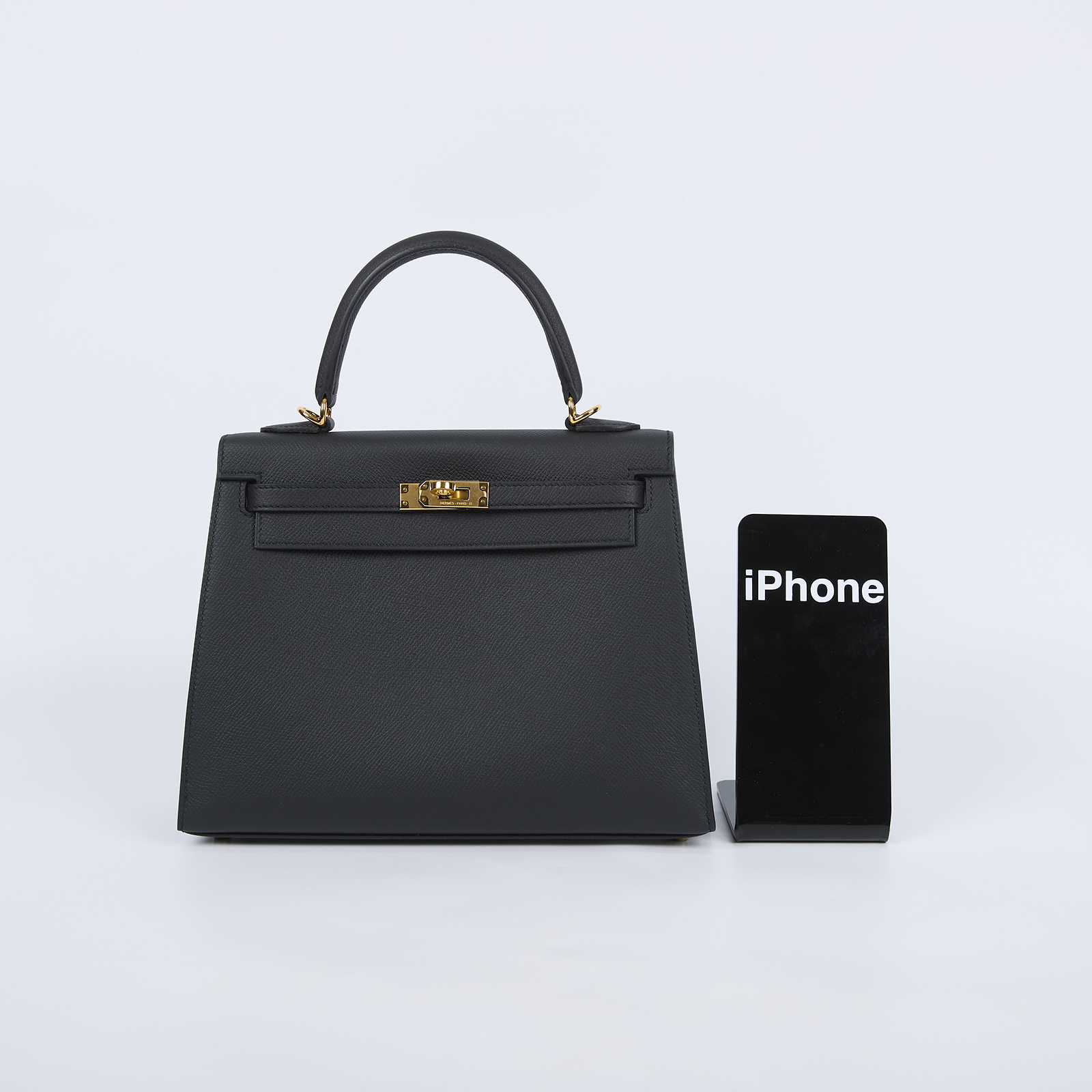 愛馬仕 Hermes Kelly Bag 凱莉包 25 黑色 金色五金 H038416CC89 /  原廠盒子/購買證明/防塵袋/雨衣/鎖組