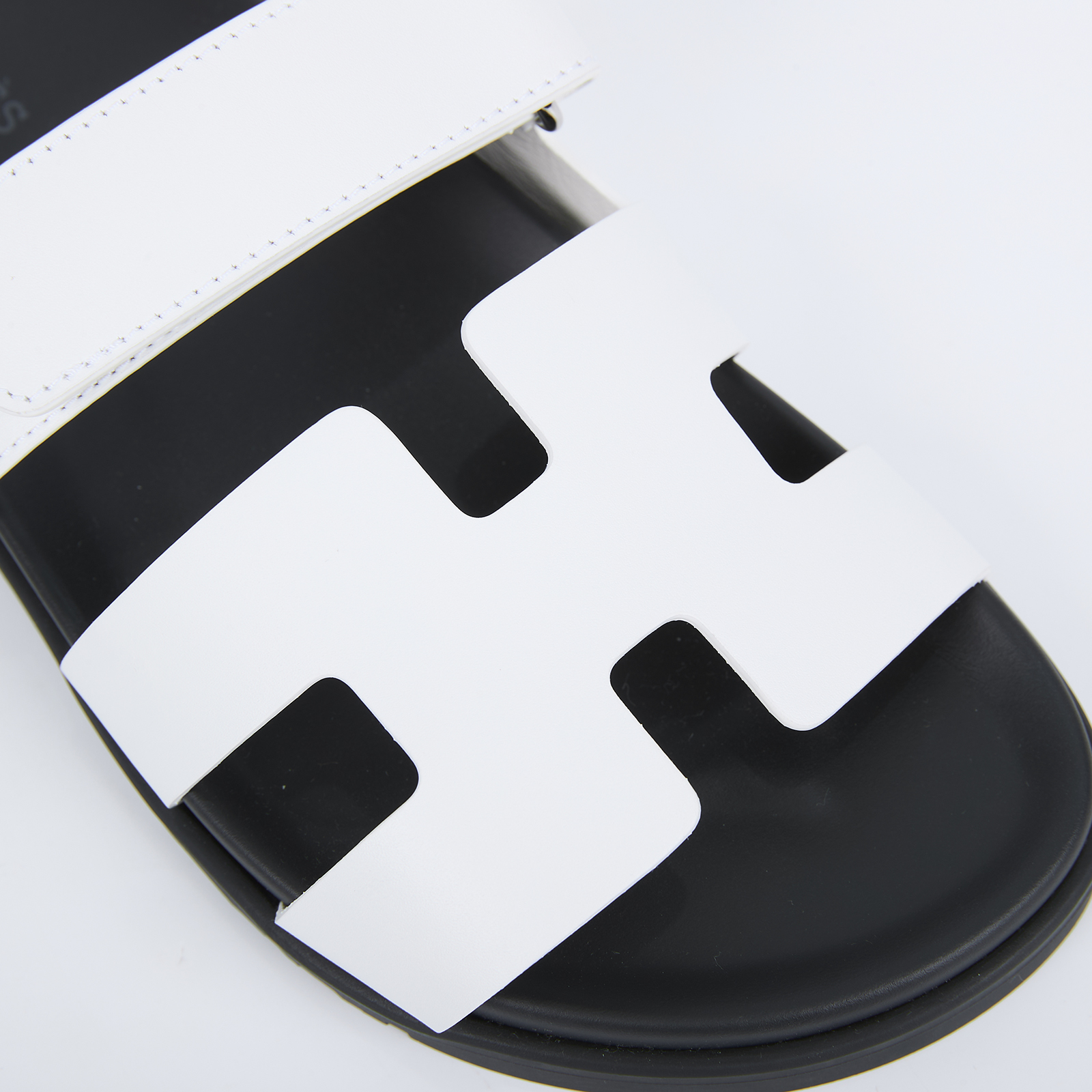 愛馬仕 Hermes Chypre 涼鞋 自然色 淺米色 H211114Zv90380 H211114Z 黑白二舊拖 #38 原廠盒子/購買證明/防塵袋