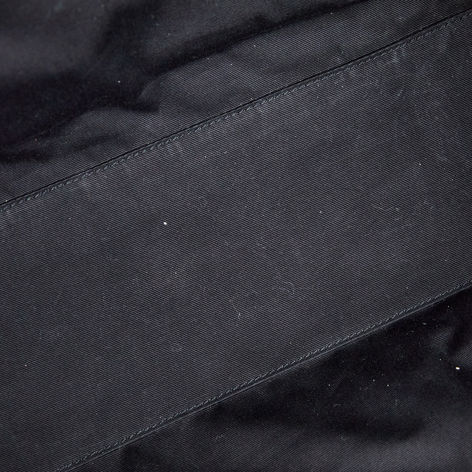 聖羅蘭 YSL SAINT LAURENT Icare 絎縫 納帕皮 中型 手袋 金色五金 858191AAANG ICARE絎縫納帕皮中型手袋 防塵袋