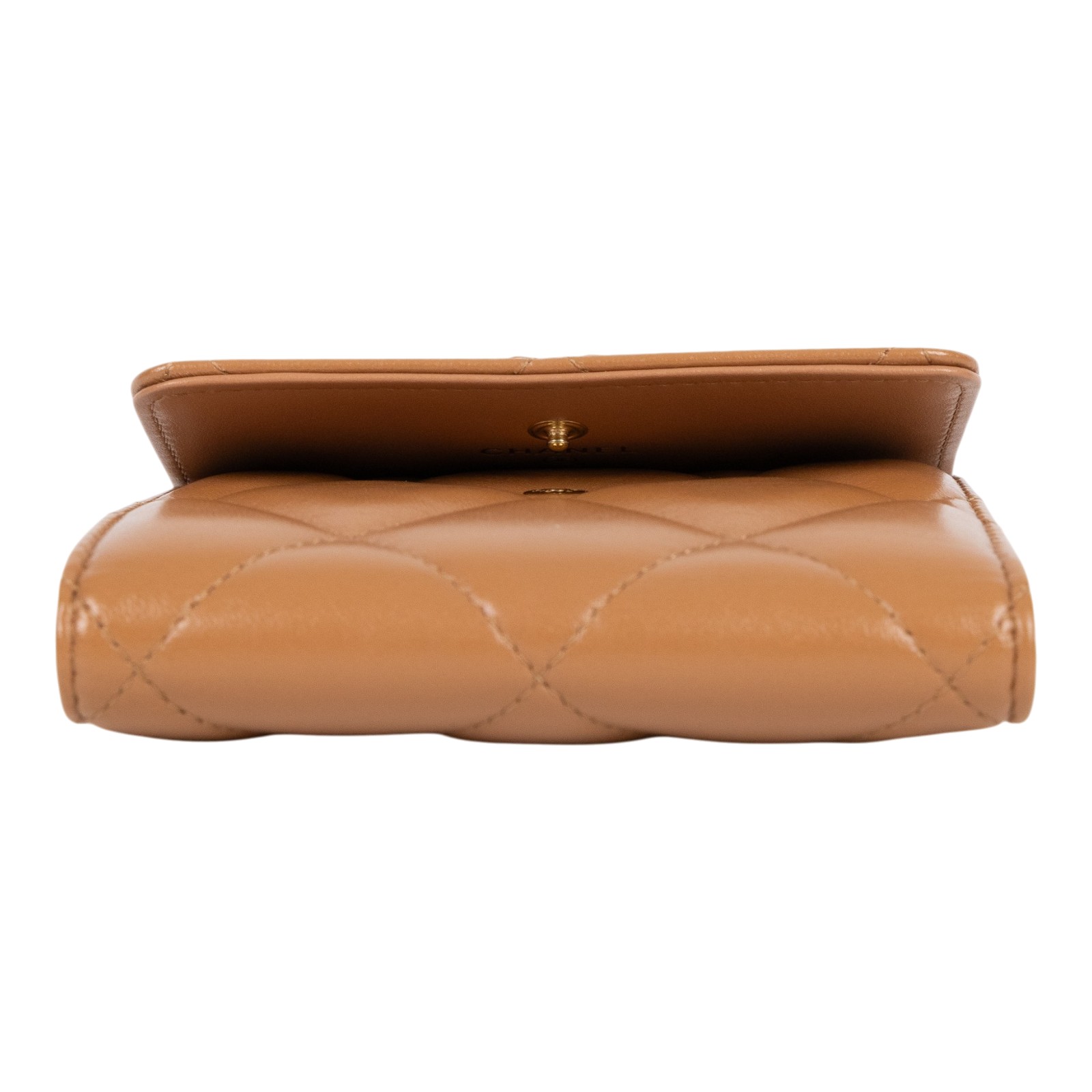 香奈兒 CHANEL 19 三折短夾 AP2809 晶片款 奶茶色19三折短夾 原廠盒子/防塵袋