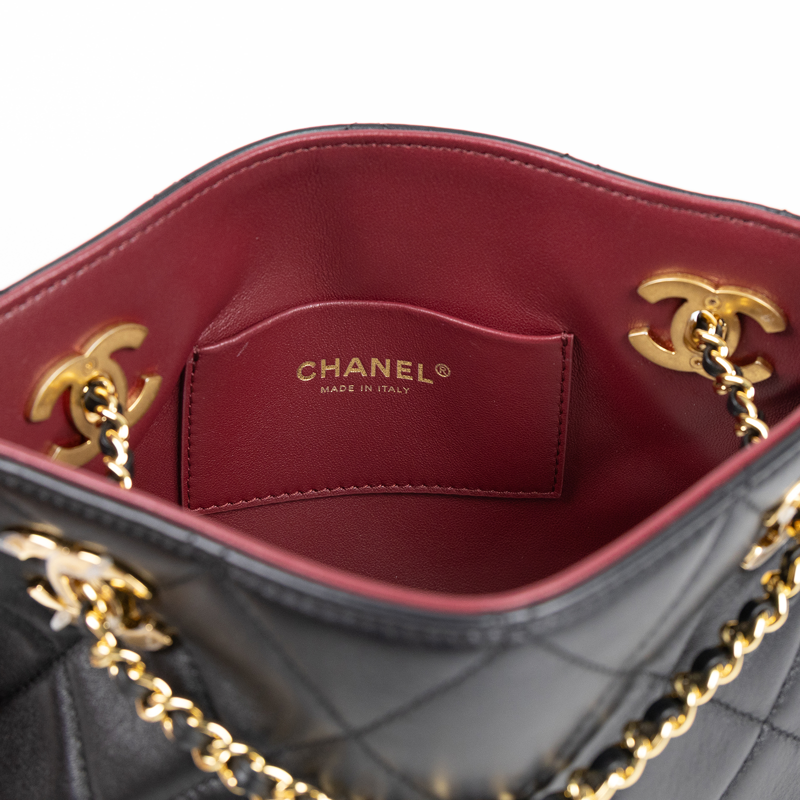 香奈兒 CHANEL 2026 春夏 小型 購物包 肩背包 斜背包 AS6248 B24030 晶片款 黑金雙C扣購物包 小號   防塵袋/原廠盒子