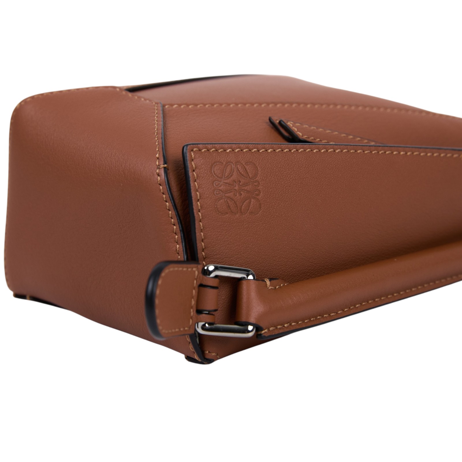 羅意威LOEWE Mini Puzzle Edge 手拿肩背斜背包A510P88X26 焦糖MINI