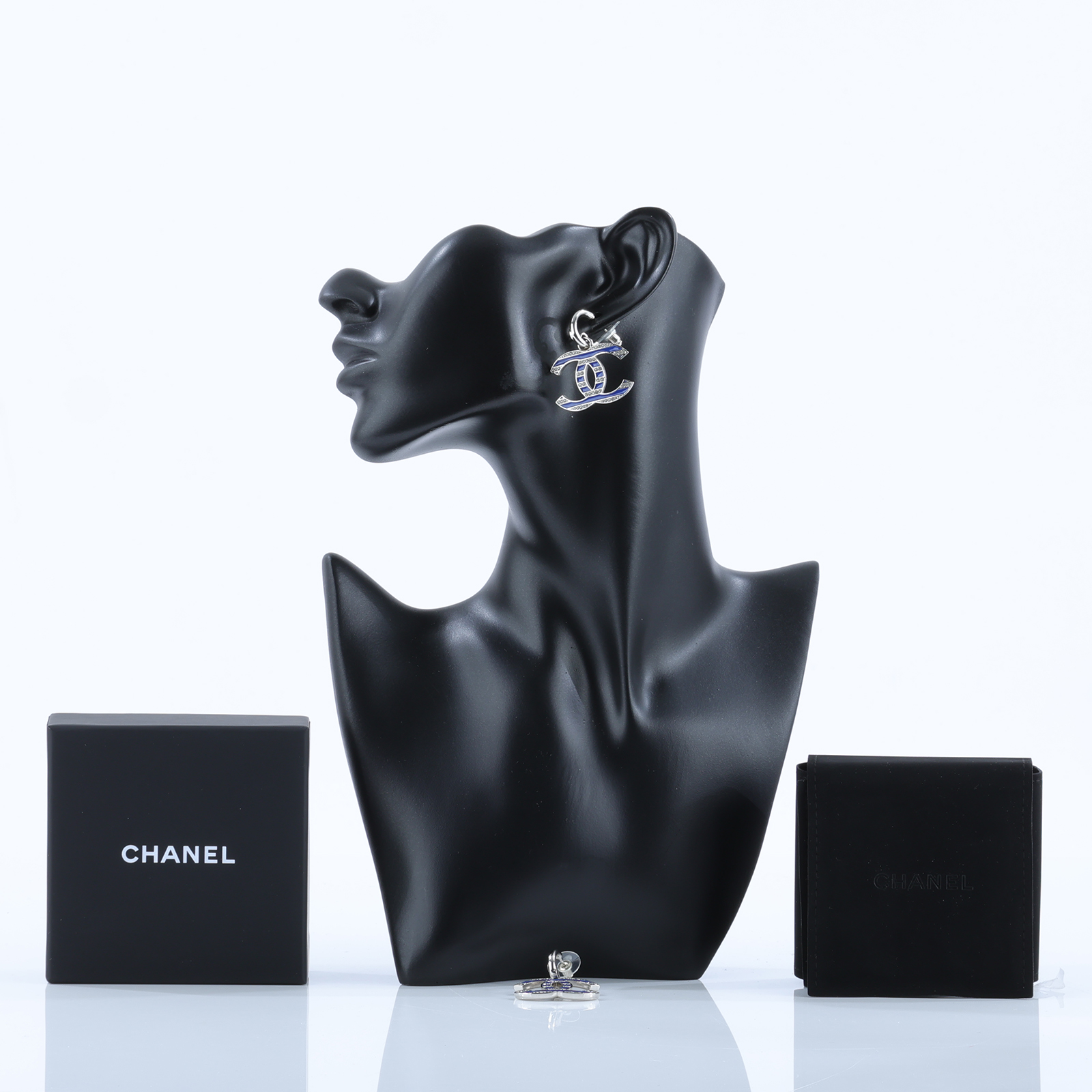 香奈兒 CHANEL CC LOGO 水鑽 耳環 耳釘 C25C 藍條紋水鑽雙C耳環 原廠盒子/內襯
