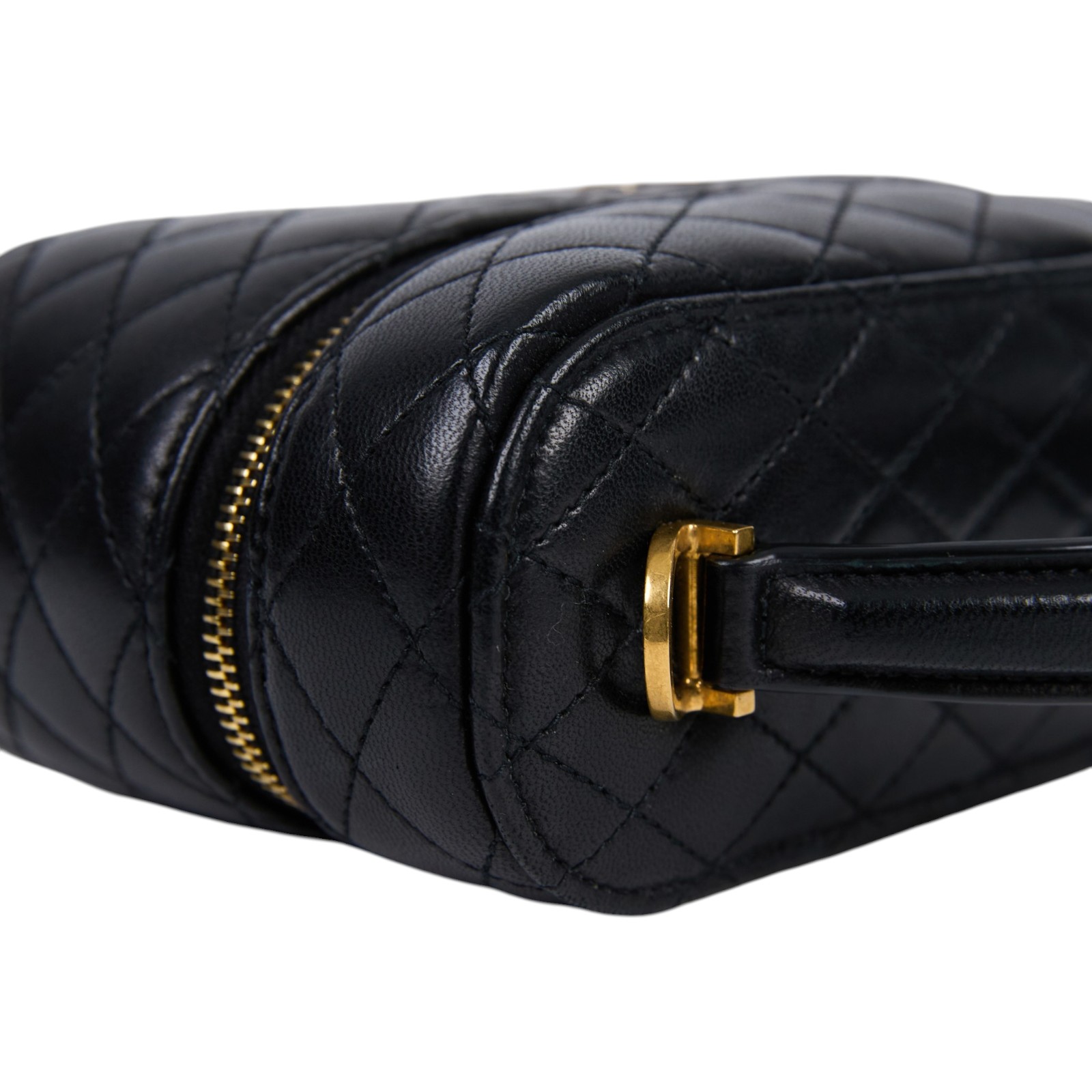 聖羅蘭 YSL SAINT LAURENT Gaby Vanity Bbag 小羊皮 肩帶 手拿包 7667311EL07  防塵袋/背帶