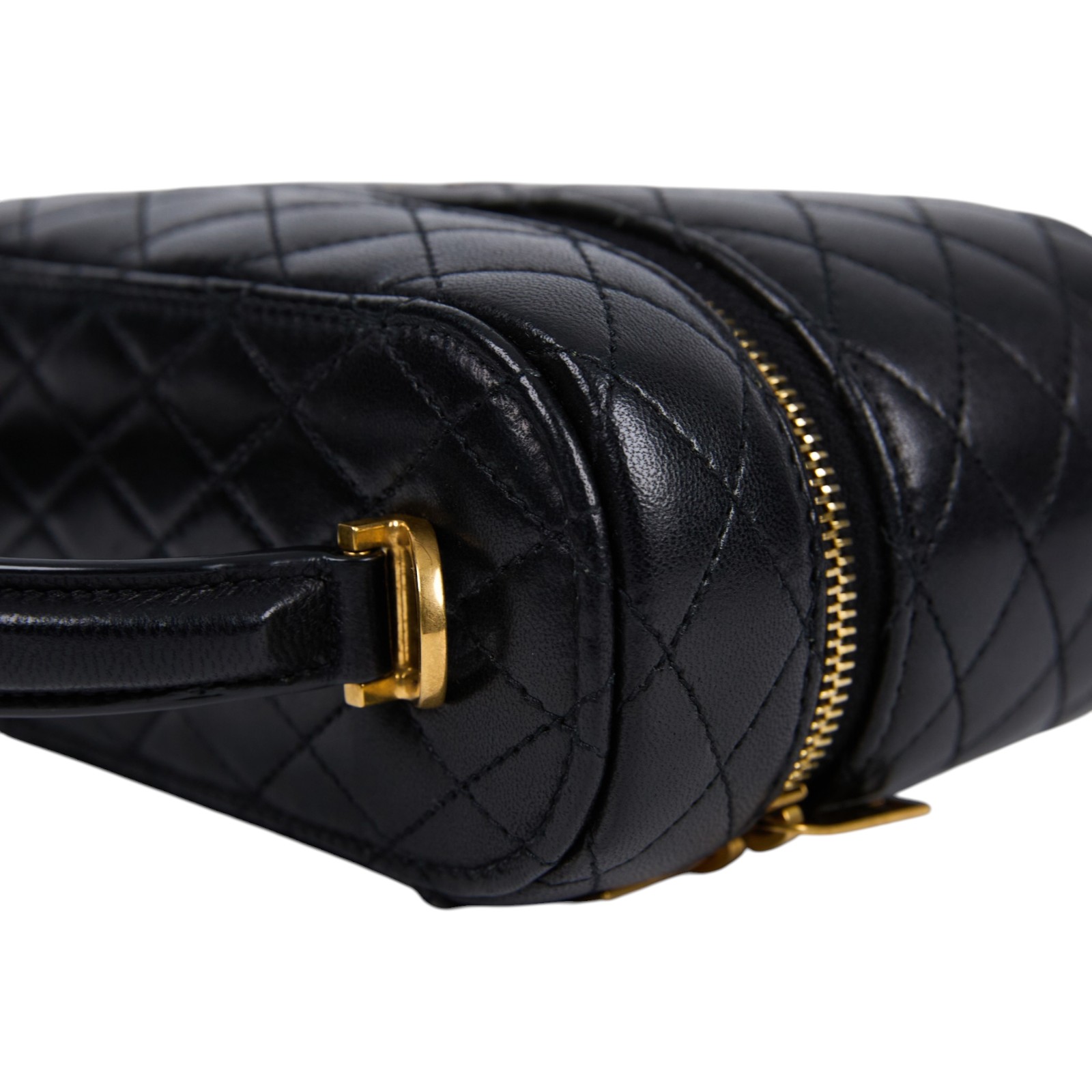 聖羅蘭 YSL SAINT LAURENT Gaby Vanity Bbag 小羊皮 肩帶 手拿包 7667311EL07  防塵袋/背帶
