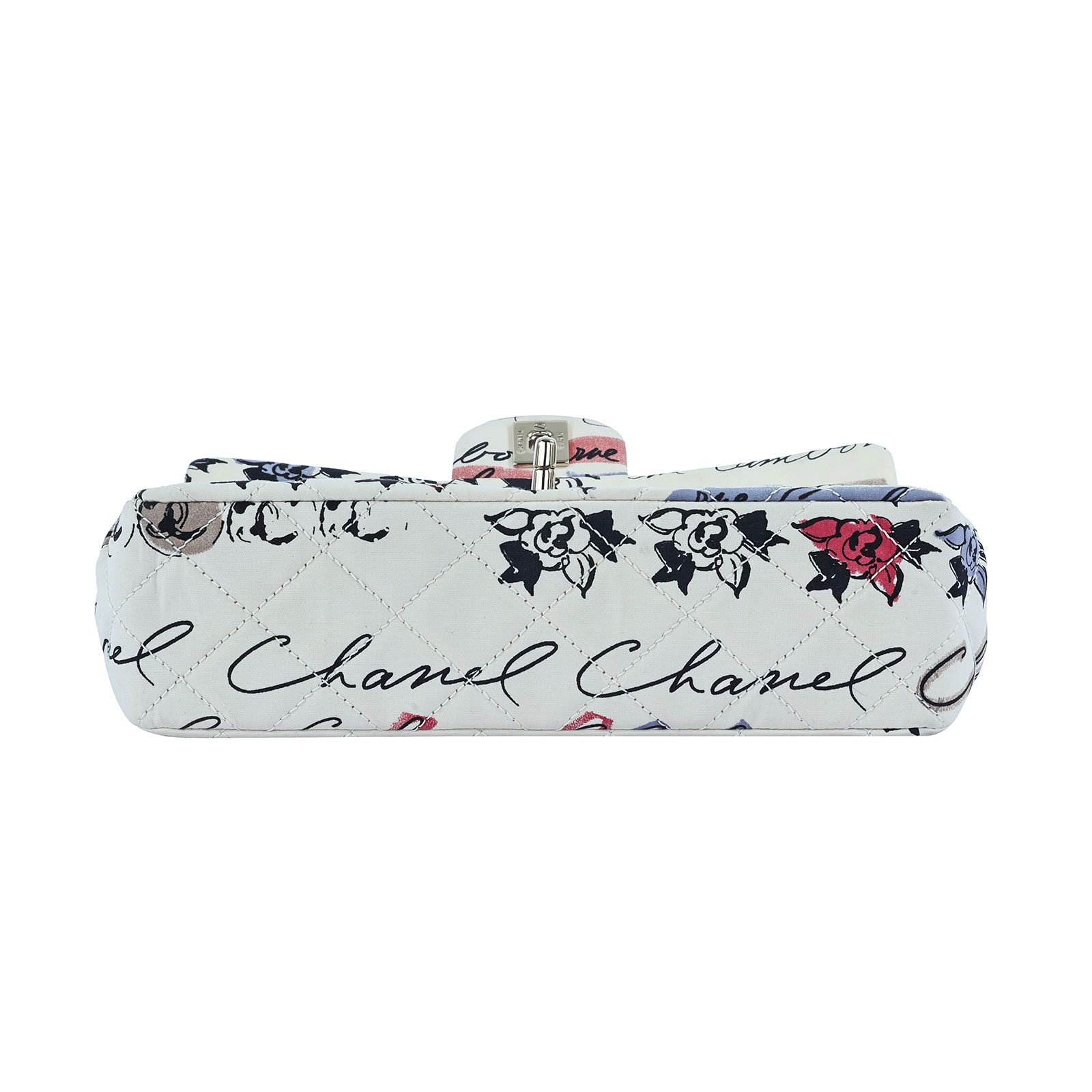 香奈兒 CHANEL 菱格紋 山茶花 塗鴉 口蓋包 肩背包 A30786 10開 紅藍山茶花塗鴉口蓋包 #2116385329761 防塵袋/原廠盒子