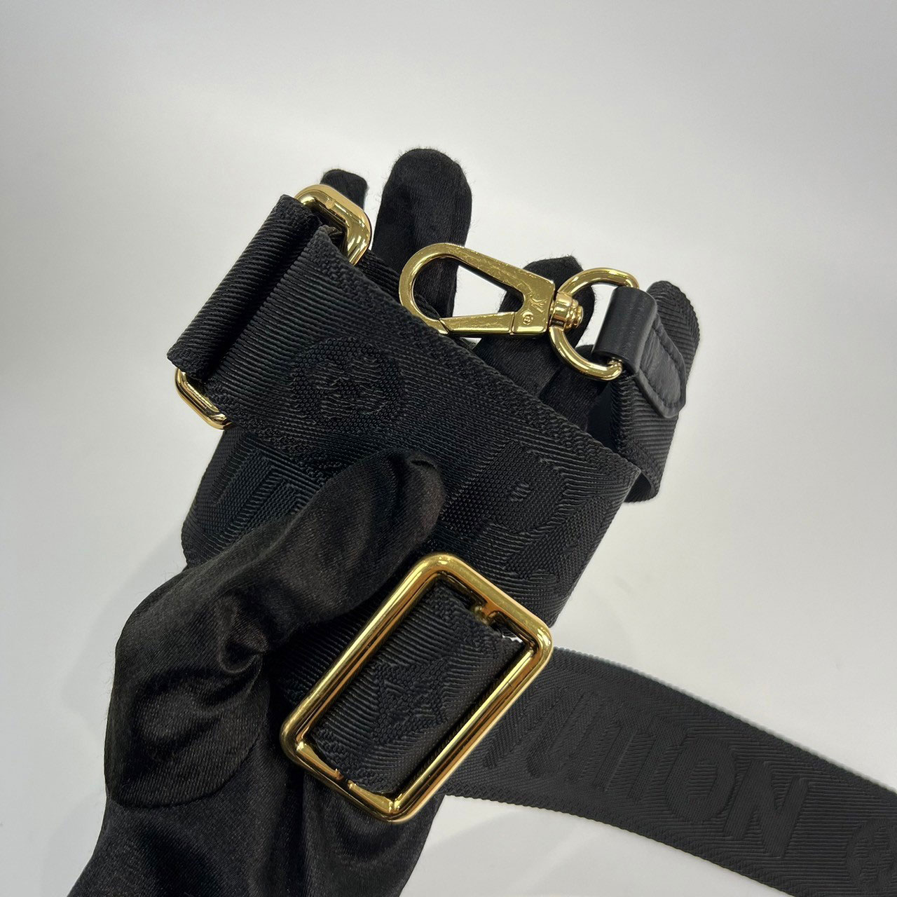 路易威登 LOUIS VUITTON Papillon BB 黑色 原花 圓筒手提包 M59800 晶片款 黑Papillon BB 原廠盒子/防塵袋/購買證明