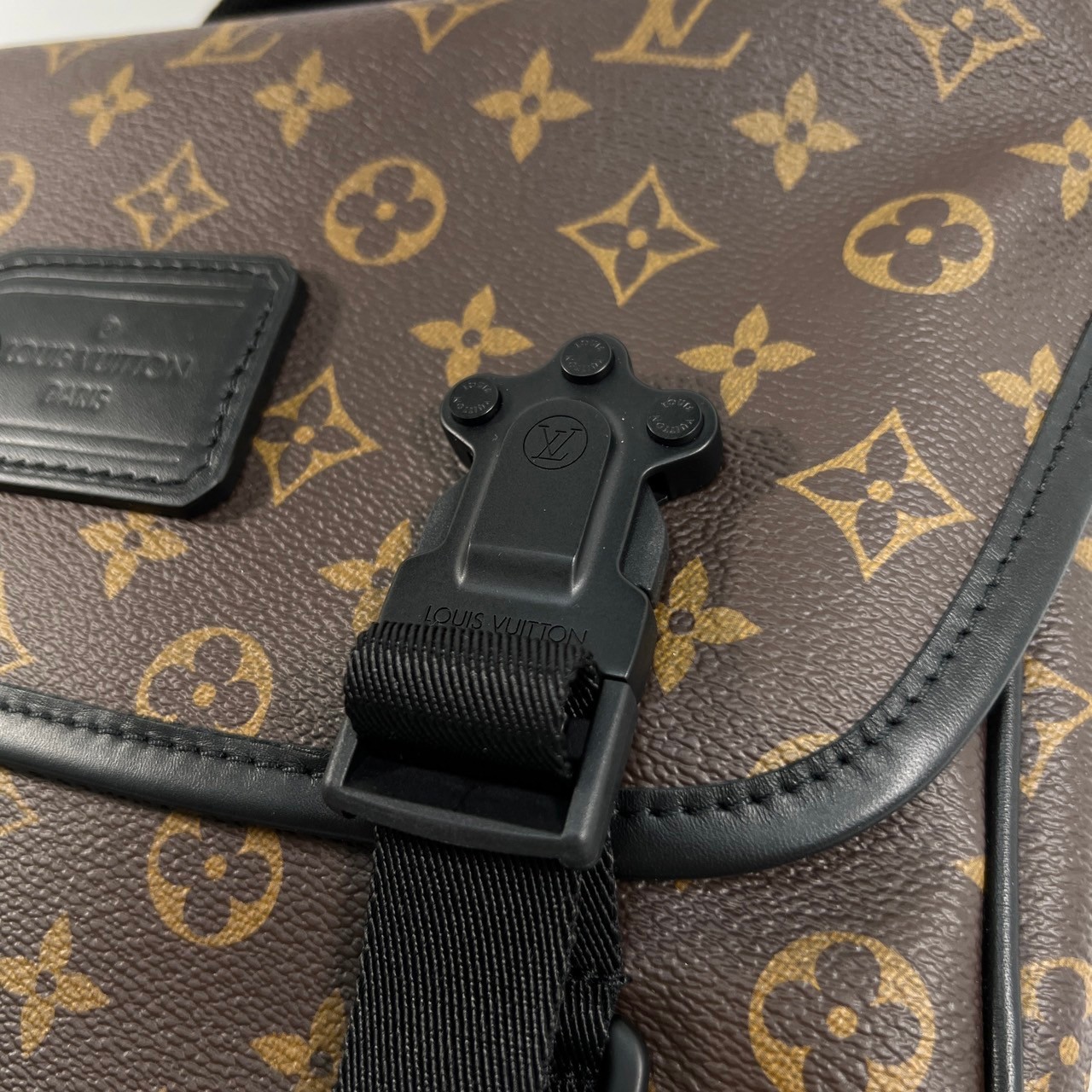 路易威登 LOUIS VUITTON Trail 郵差包 M46972 晶片款 原花TRAIL郵差包 原廠盒子/防塵袋/歐洲購買證明