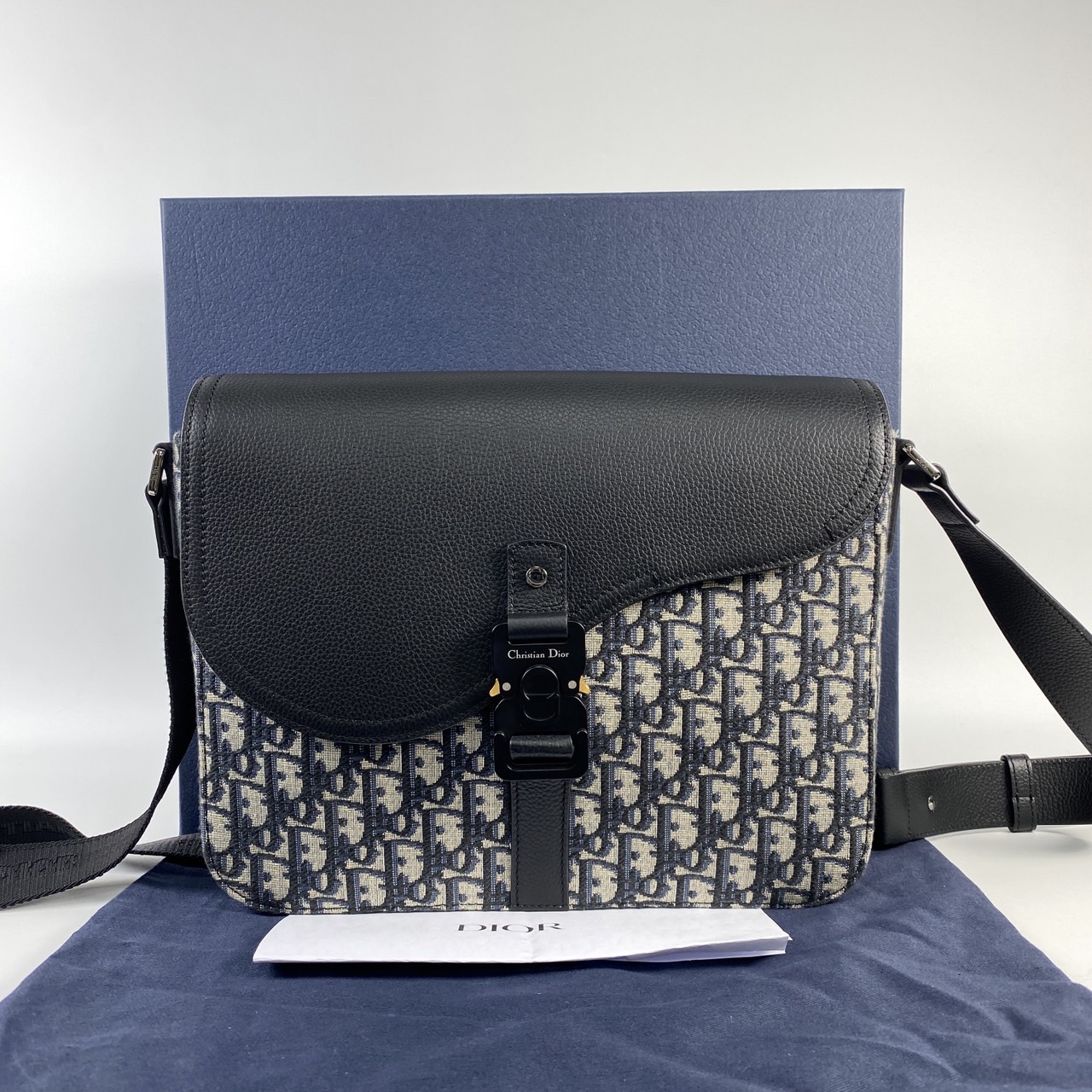 迪奧 CHRISTIAN DIOR Saddle Messenger 翻蓋 郵差包 1ADME162YKS  原廠盒子/防塵袋/保證卡/購買證明影本