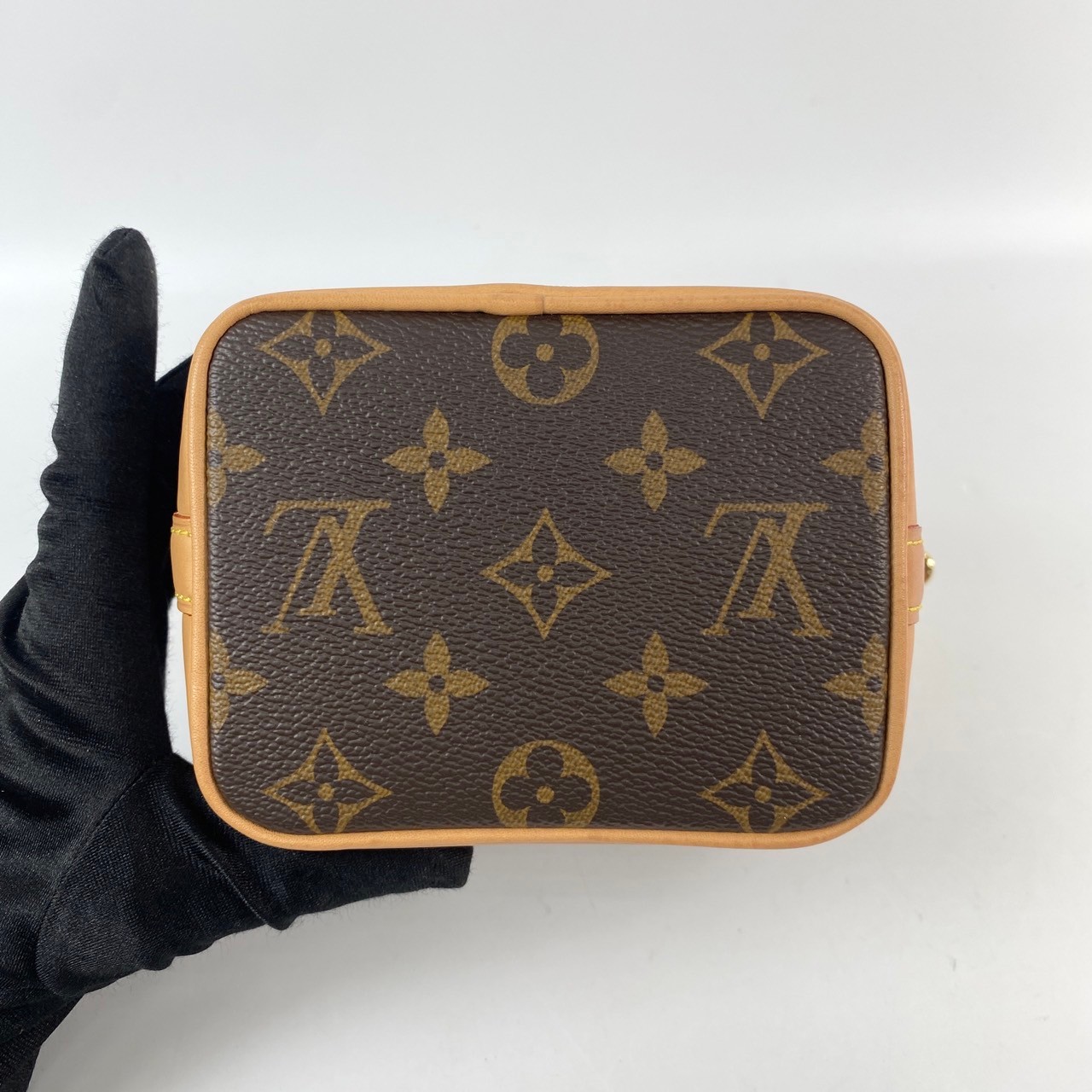 路易威登 LOUIS VUITTON Nano Noé 原花 束口水桶包 M81266 晶片款 原花NANO NOE水桶包 原廠盒子/防塵袋