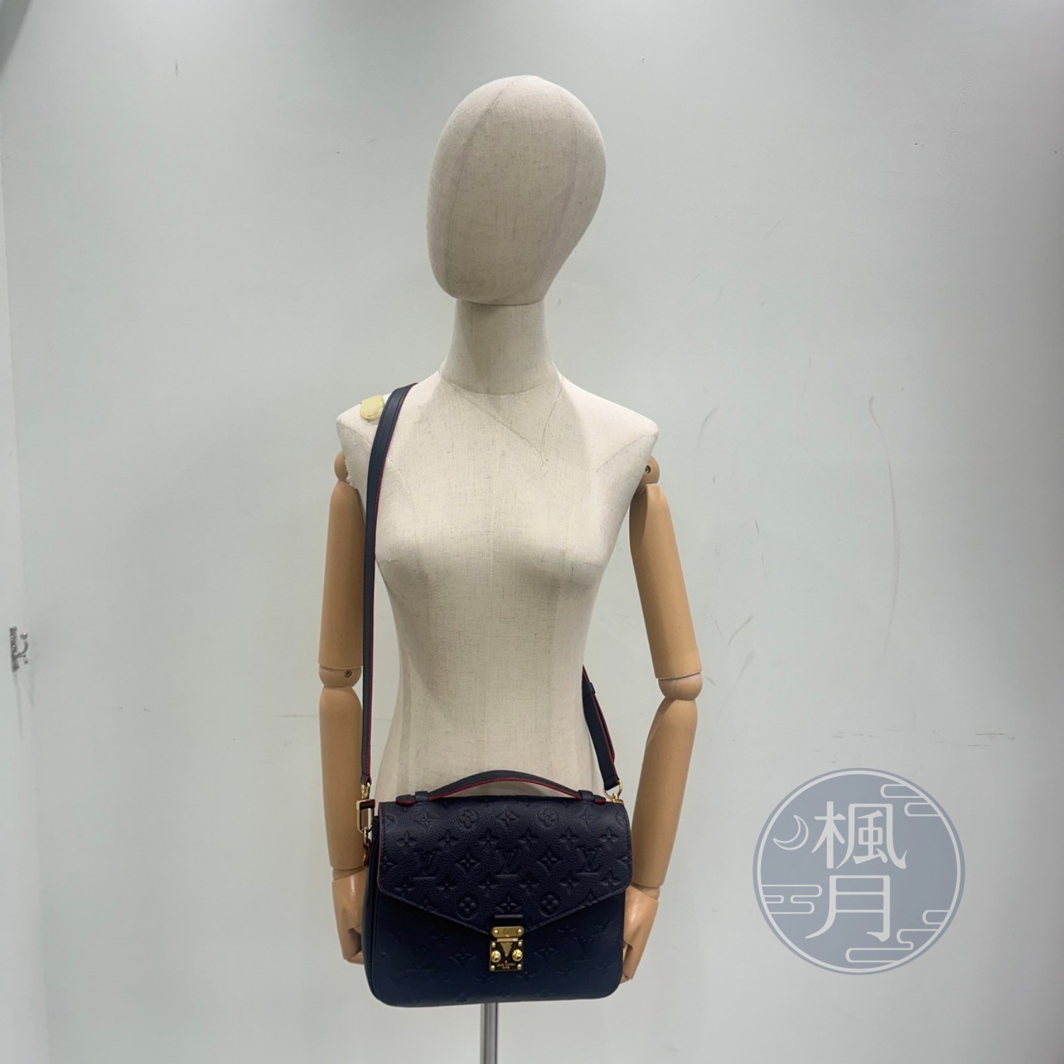 路易威登 LOUIS VUITTON Pochette Metis 金釦 郵差包  M44071 深藍POCHETTE MÉTIS郵差包 背帶