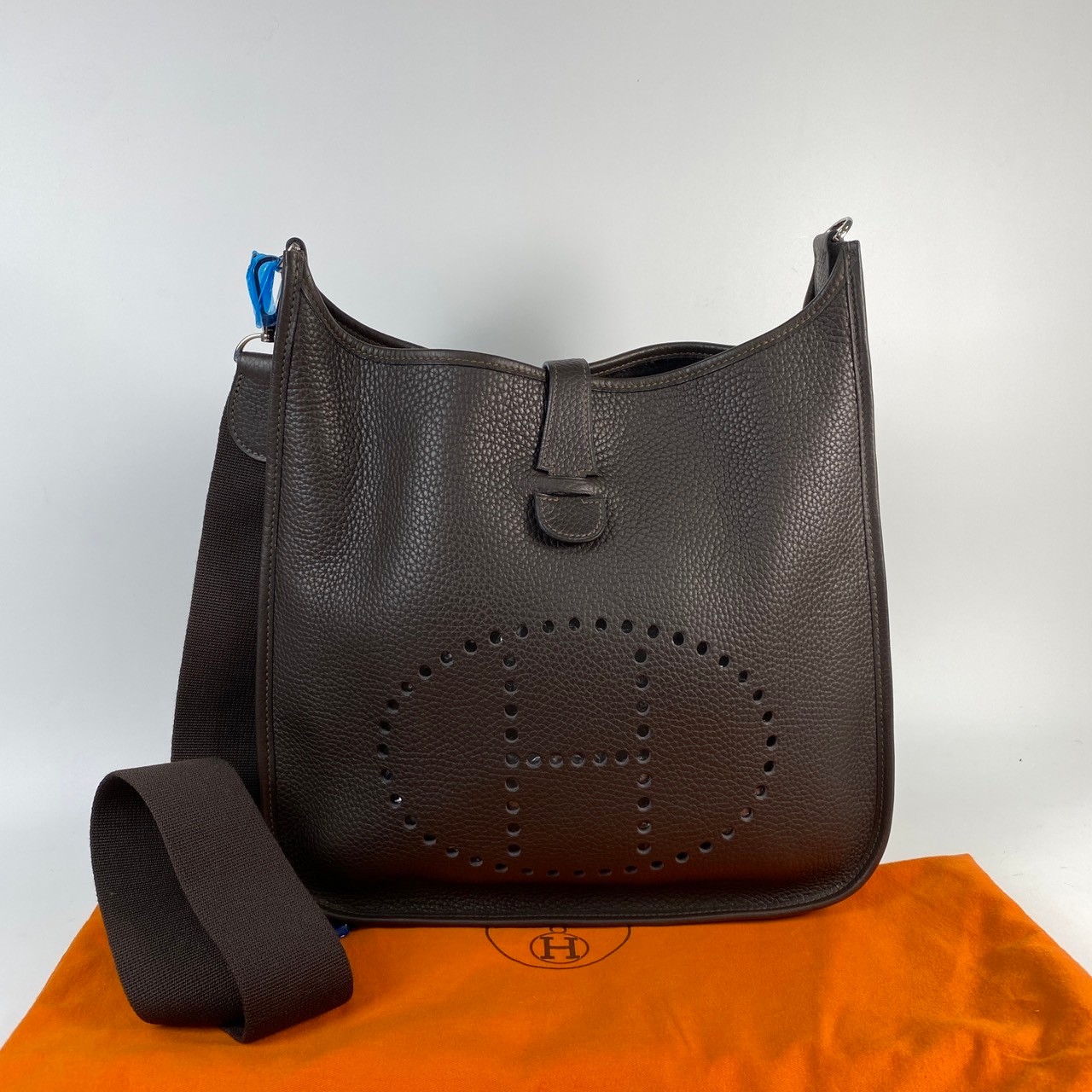 愛馬仕 Hermès Evelyne Bag 伊芙琳包 III 33 EV33 口H刻 深棕EVELYNE33 防塵袋/背帶