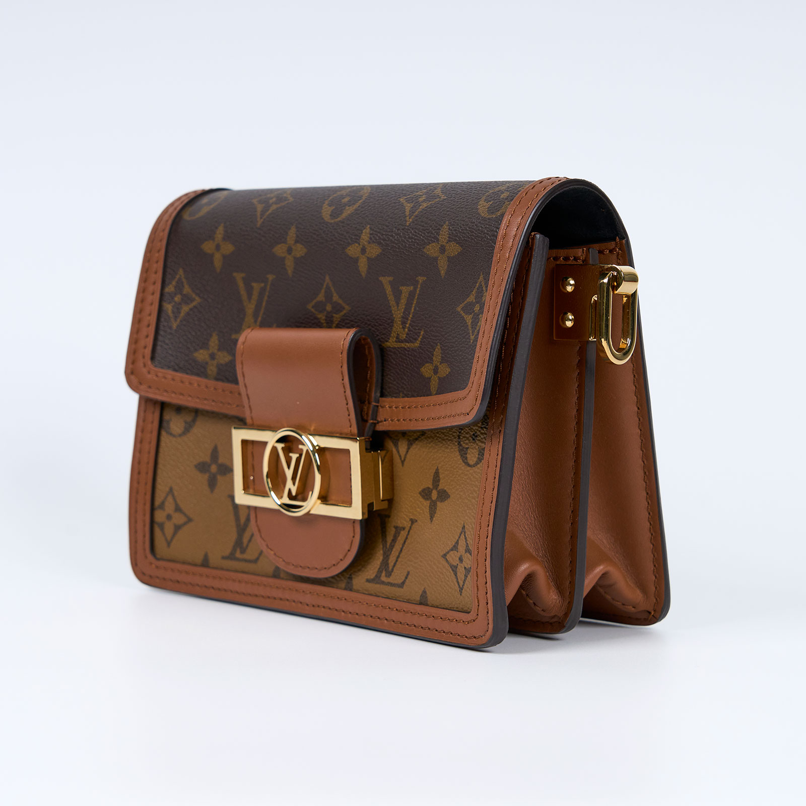 路易威登 LOUIS VUITTON Mini Dauphine Reverse皮革飾邊 迷你 達芙妮 肩背 斜背包 M44580  原廠盒子/防塵袋/背帶