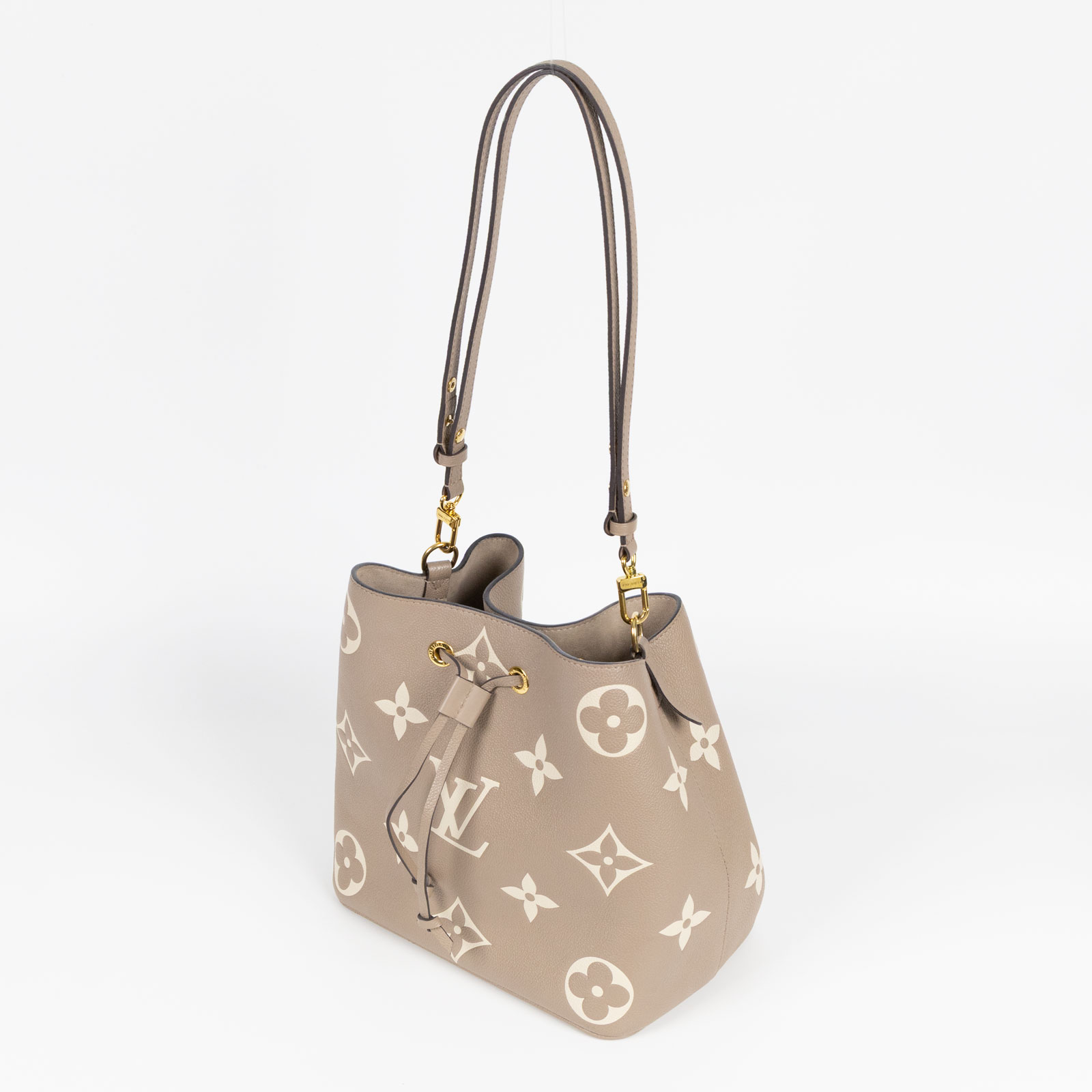 路易威登 LOUIS VUITTON NéoNoé MM 雙色 束口水桶包 M45555 晶片款 ☆斑鳩灰NEONOE MM 內袋/背帶