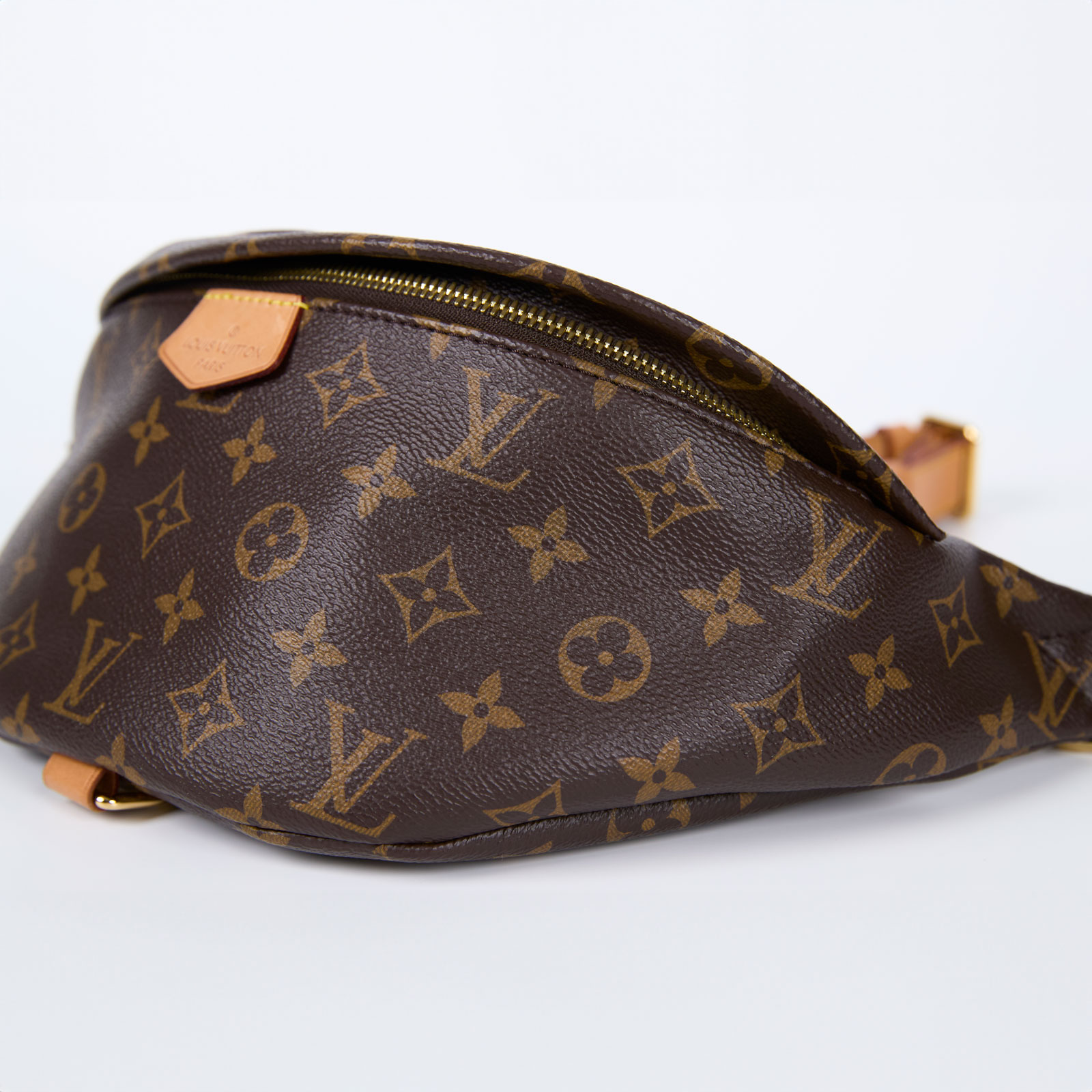 路易威登 LOUIS VUITTON Bumbag 經典帆布 腰包 斜跨包 M43644 原花腰包 原廠盒子/防塵袋
