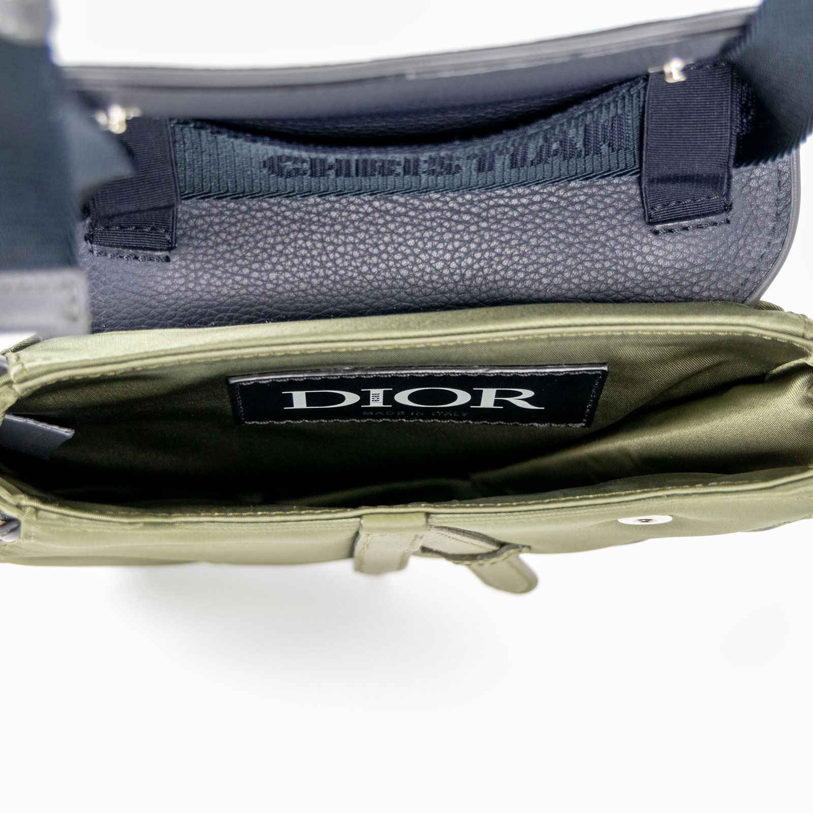 迪奧 CHRISTIAN DIOR Saddle Sacai 聯名 膠囊系列 馬鞍包 1ADCA374US 墨綠SADDLE SACAI肩背包 無附屬品
