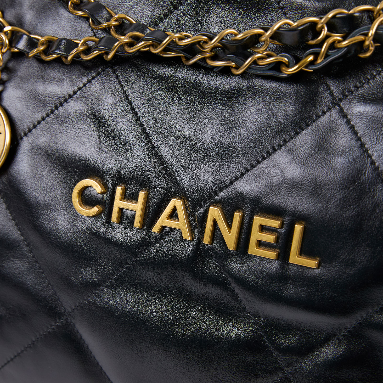 香奈兒 CHANEL 22 中型 束口包 AS3261 晶片款 黑22包 中號 原廠盒子/防塵袋/內袋/台灣購買證明影本