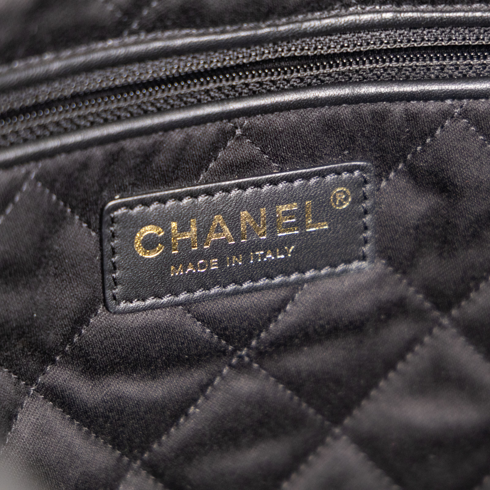 香奈兒 CHANEL 22 小型 束口包 AS3260 晶片款 黑金22包小號 防塵袋