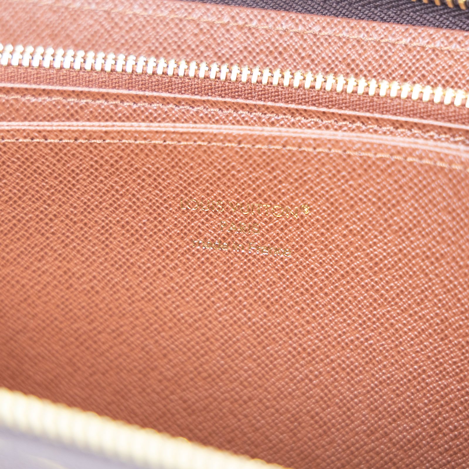 路易威登 LOUIS VUITTON 拉鏈錢包 Monogram帆布 棕色 M42616 晶片款 原花拉鍊長夾 防塵袋