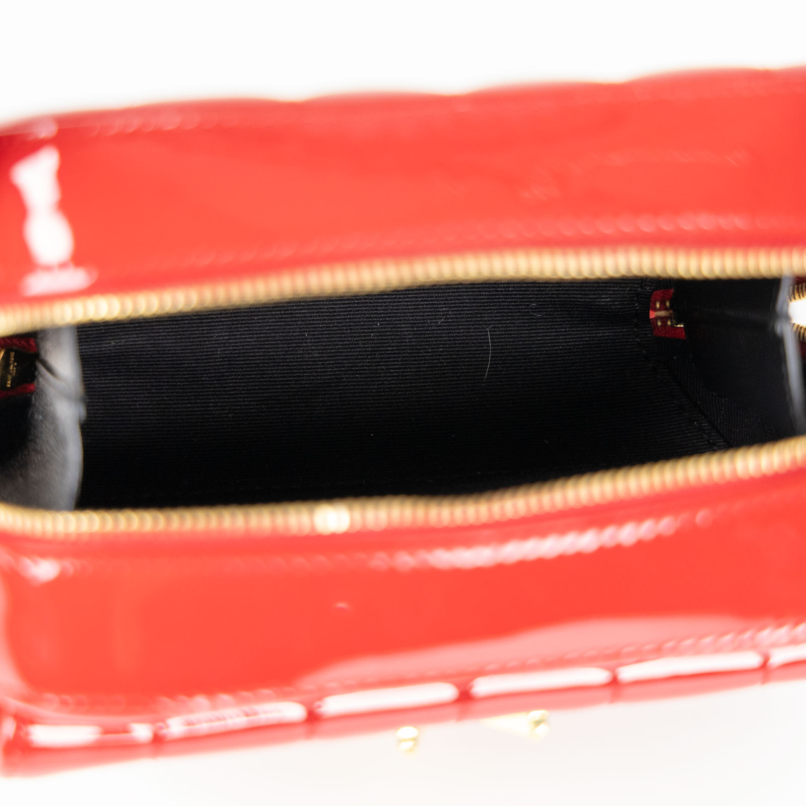 聖羅蘭 YSL SAINT LAURENT Vicky 相機包 漆皮 5540750UFB1 紅漆皮VICKY肩背包 原廠盒子/防塵袋