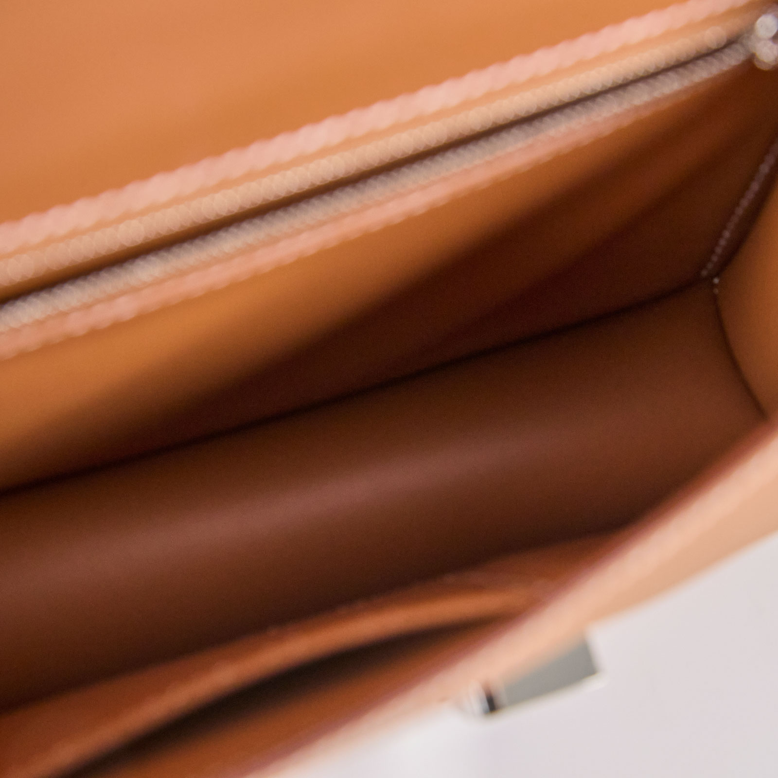 愛馬仕 Hermès Constance Bag 康康包 24 CN24 H083692/U刻  原廠盒子/防塵袋/鏡子/購買證明
