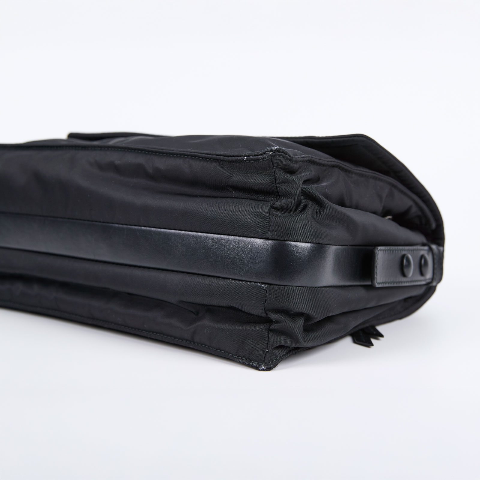 普拉達 PRADA Re-Nylon 夾棉 肩背袋 中型  1BD255_RDLN 黑Re-Nylon郵差包 防塵袋