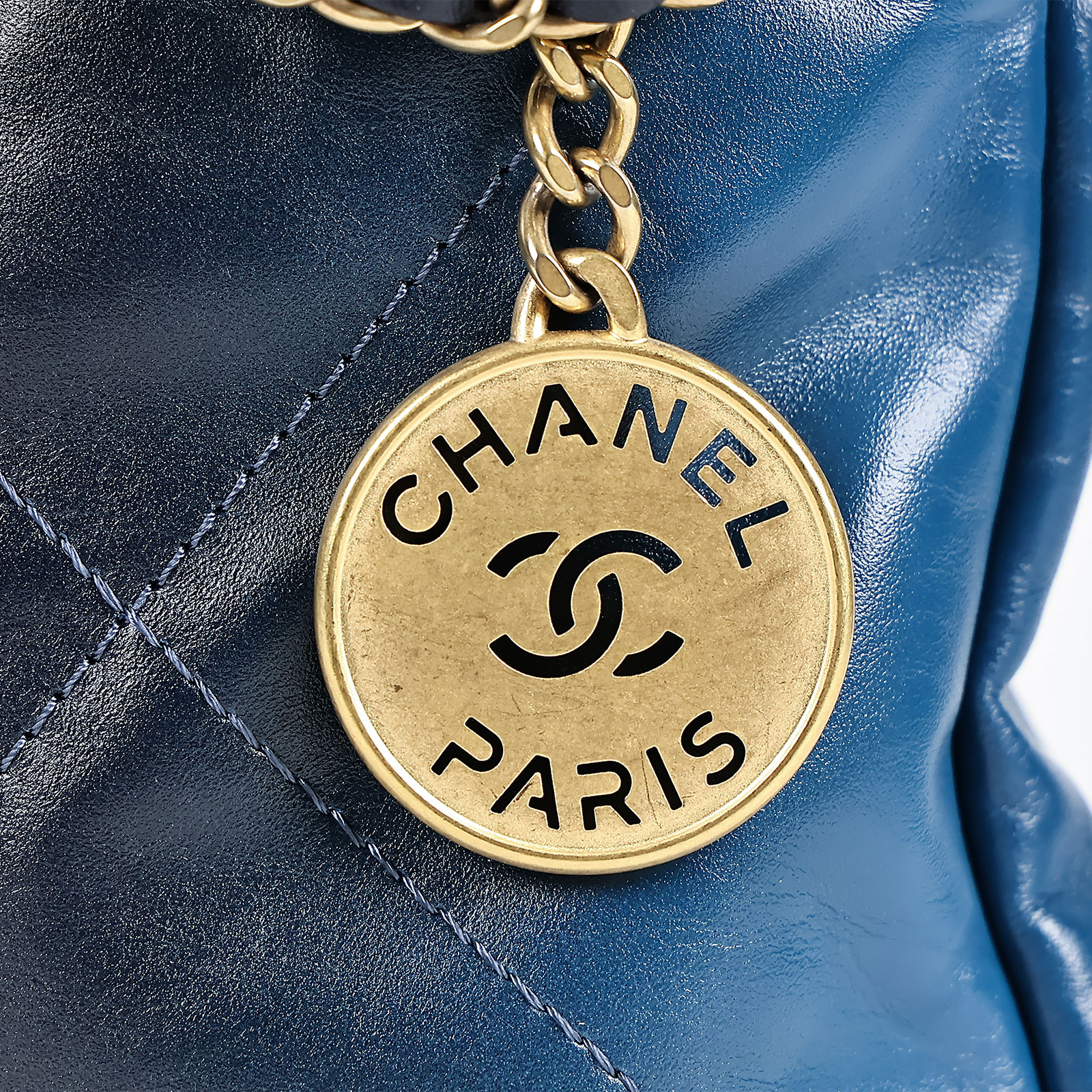 香奈兒 CHANEL 22 Mini 迷你 肩背 斜背包  晶片款 漸變藍22包MINI 防塵袋