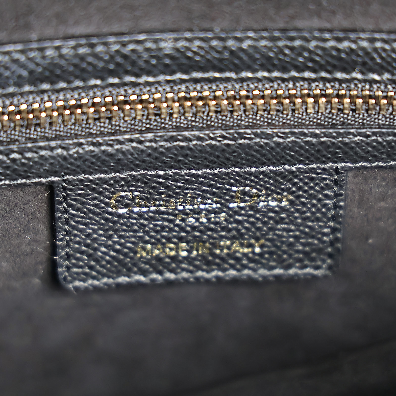 迪奧 CHRISTIAN DIOR Saddle 馬鞍包 手提 肩背包 小牛皮 M0455CBAA 黑金荔枝SADDLE馬鞍包 防塵袋/保證卡/購買證明