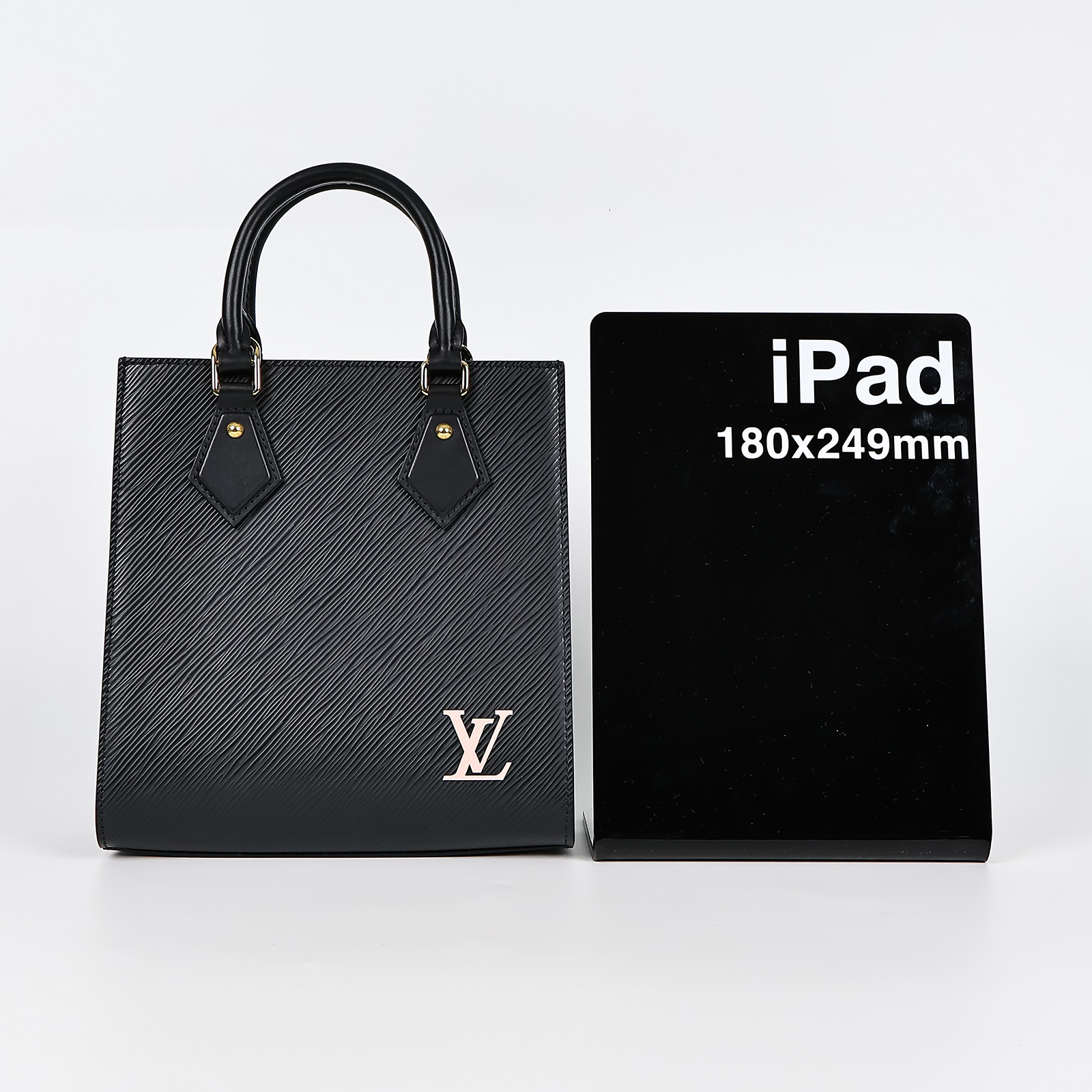 路易威登 LOUIS VUITTON Sac Plat BB 手提包 M20958 晶片款 黑金EPI Sac Plat BB 防塵袋