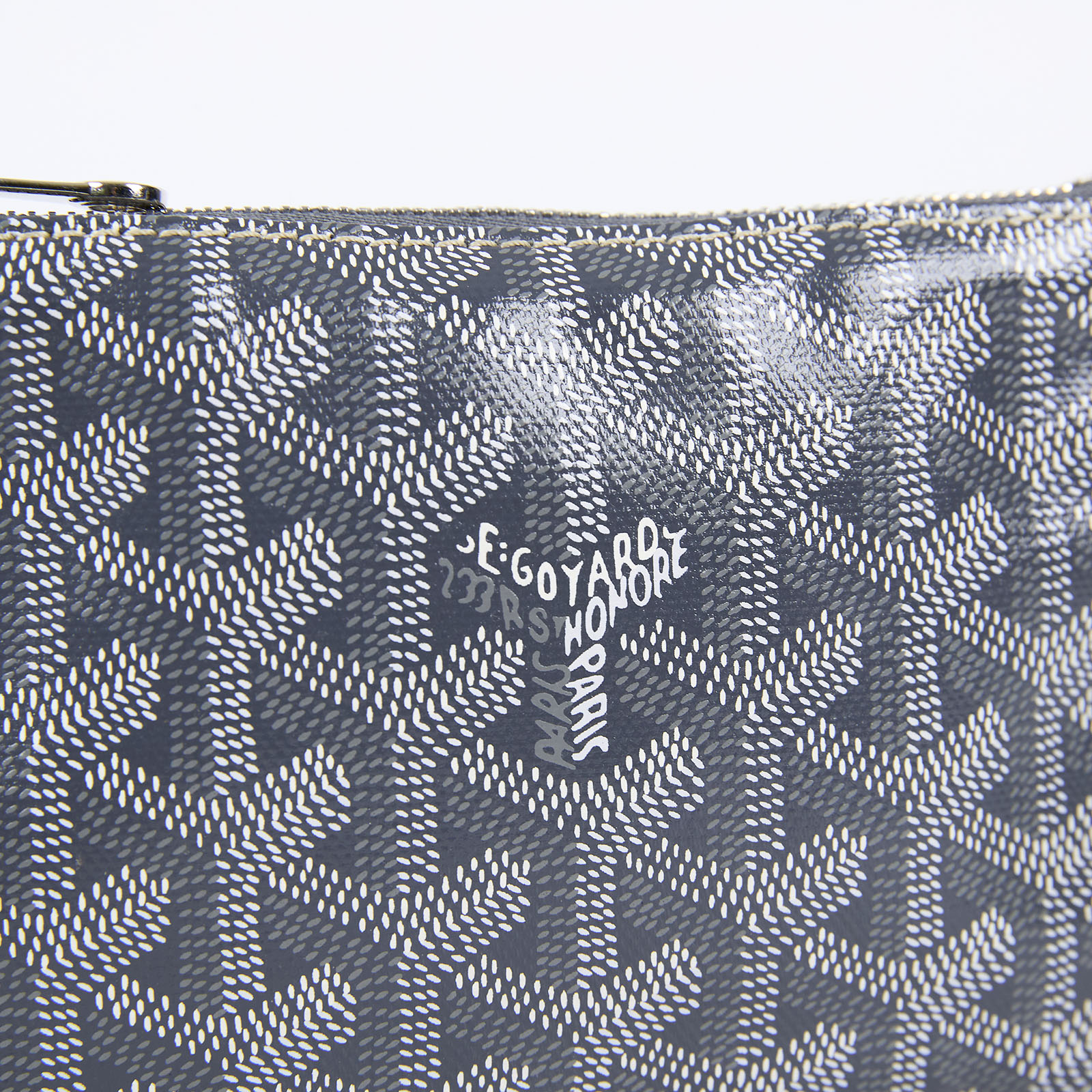 高雅德 GOYARD Sénat Mini Pouch 迷你小包 SENAT2MINTY 灰一字拉鍊POUCH 原廠盒子