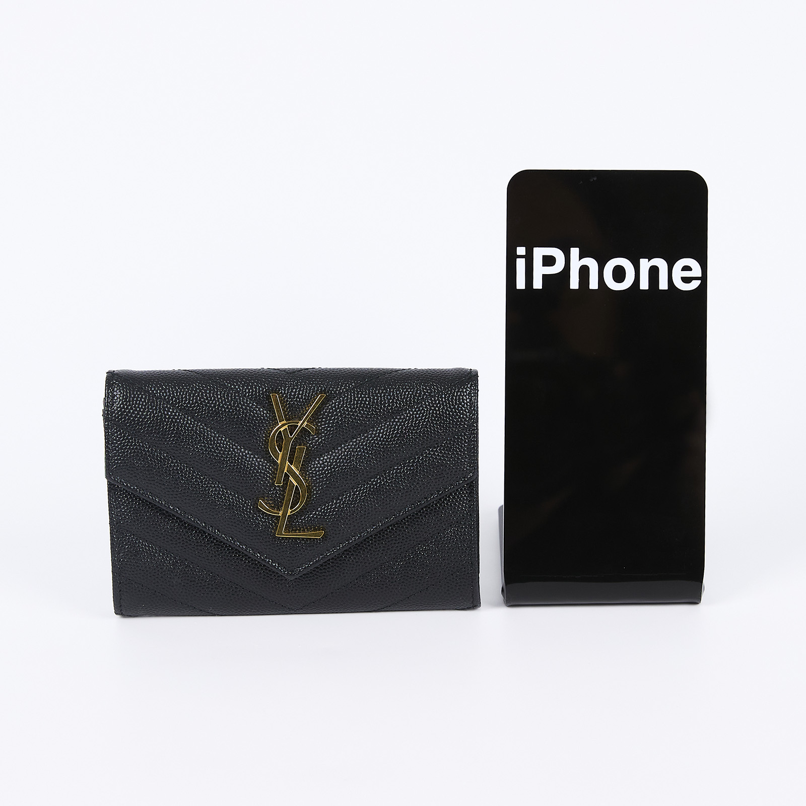 聖羅蘭 YSL SAINT LAURENT cassandre matelassé 粒面壓紋皮革 小型 信封錢包 短夾 414404BOW01  原廠盒子/防塵袋