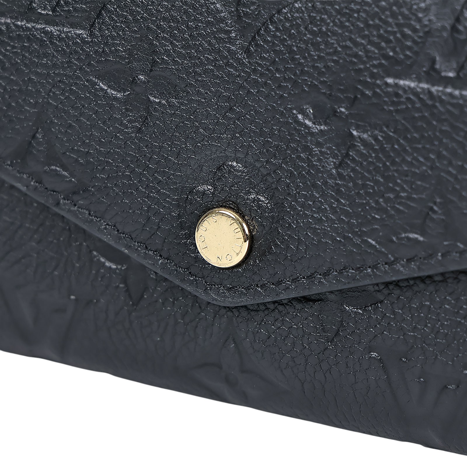 路易威登 LOUIS VUITTON Sarah 錢包 壓花牛皮 黑色 M82257 晶片款 黑壓紋SARAH長夾 無附屬品