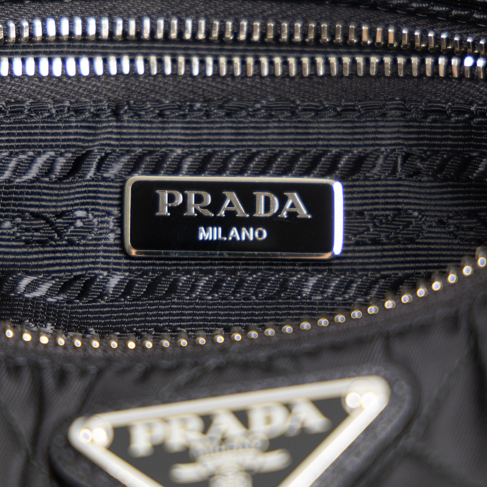 普拉達 PRADA 尼龍 二合一 手提包 1BH026_2AS3 黑菱格尼龍HOBO 防塵袋/背帶