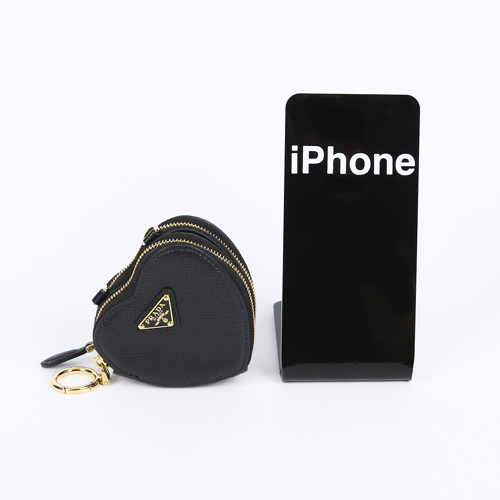 普拉達 PRADA Mini Pouch 迷你隨身包 1TL453_053 黑色鐵牌愛心POUCH 原廠盒子