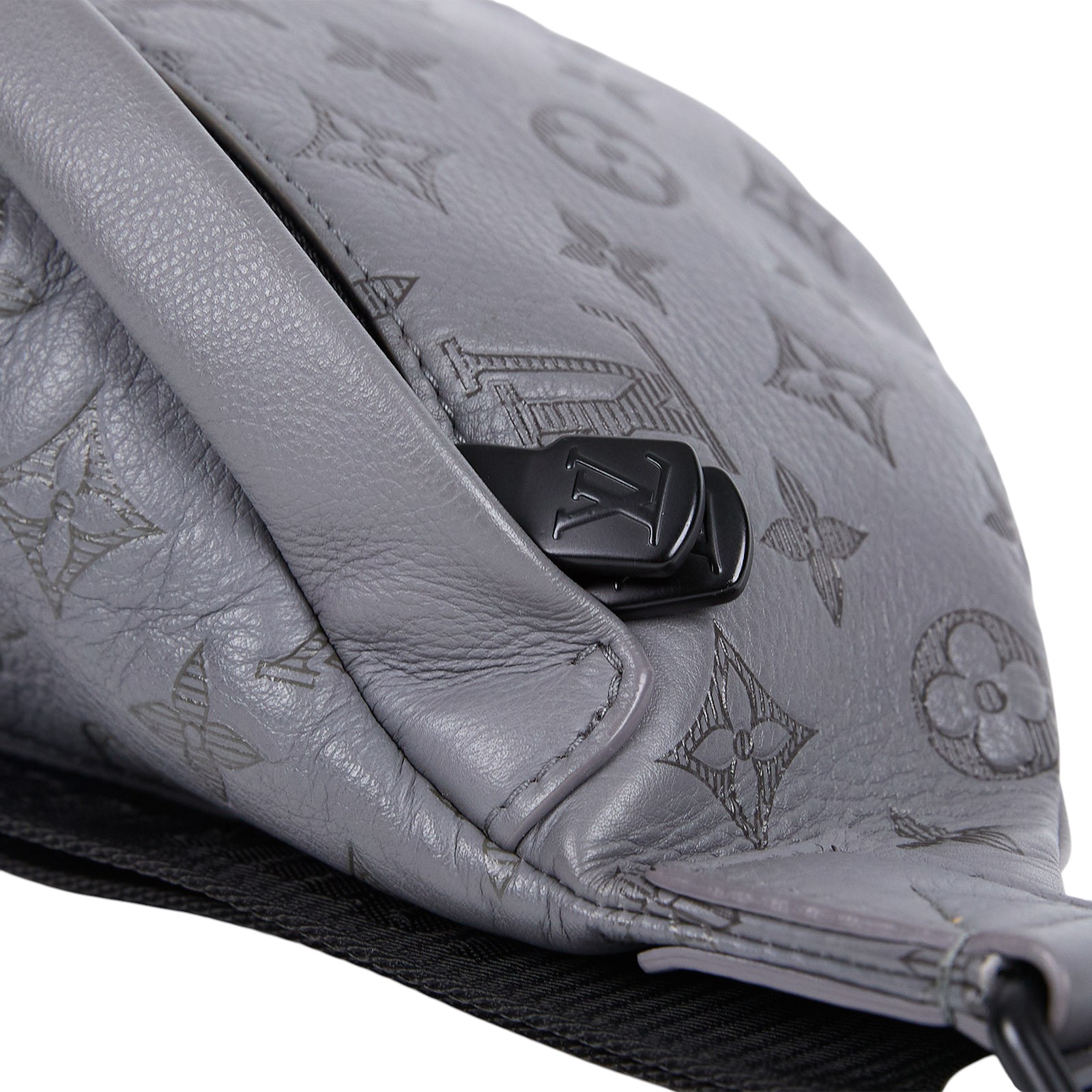 路易威登 LOUIS VUITTON Discovery 腰包 灰色 M46108 晶片款 灰壓紋DISCOVERY腰包 原廠盒子