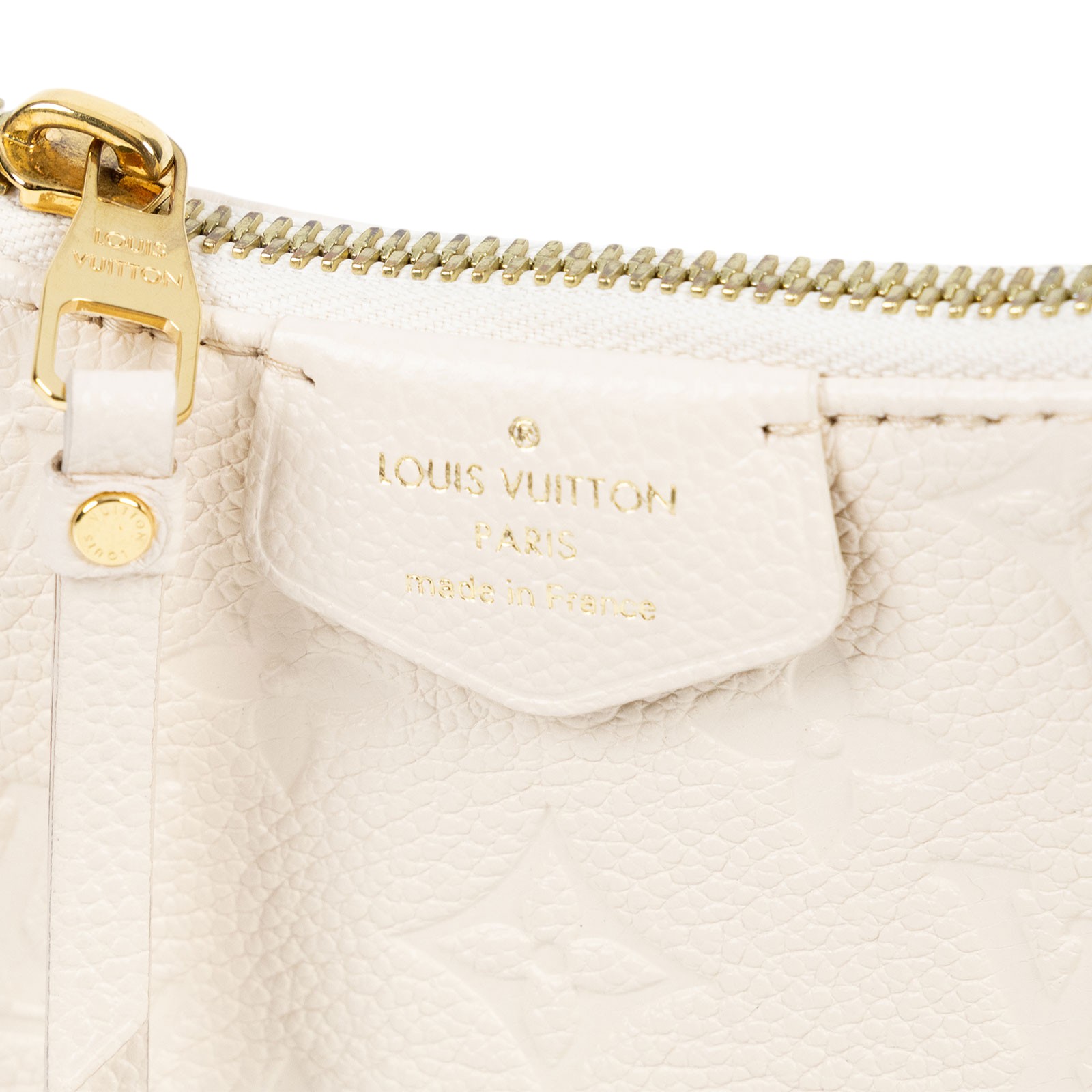 路易威登 LOUIS VUITTON Easy Pouch On Strap 壓紋牛皮二用包 奶油色 M81066 晶片款  防塵袋/鍊帶