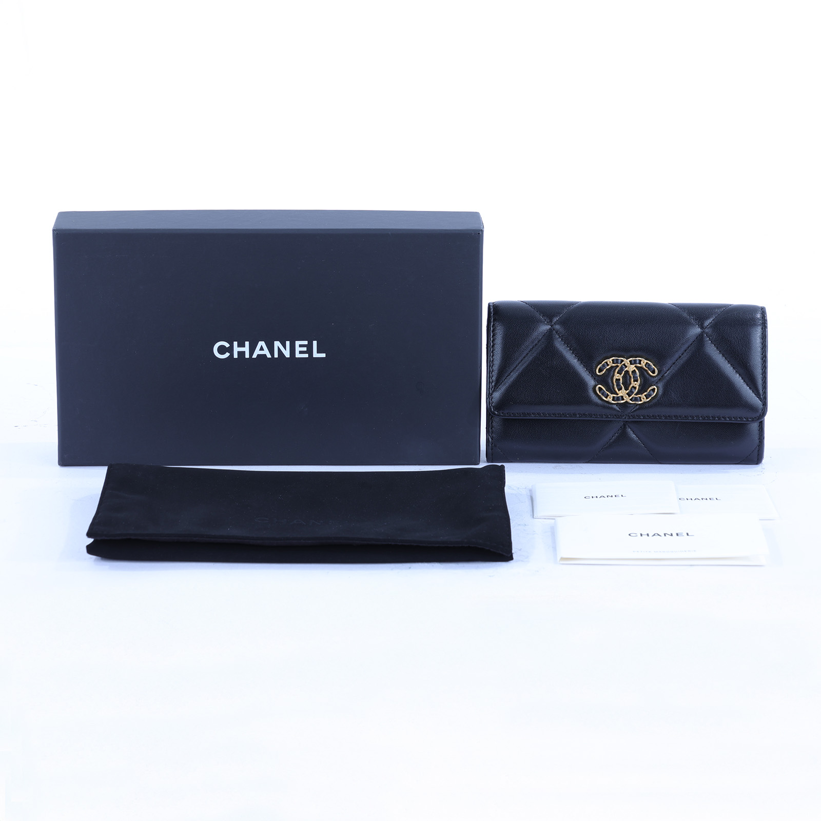 香奈兒 CHANEL 19 拉鍊 零錢 翻蓋 中夾 AP2700 黑19中夾 防塵袋/原廠盒子