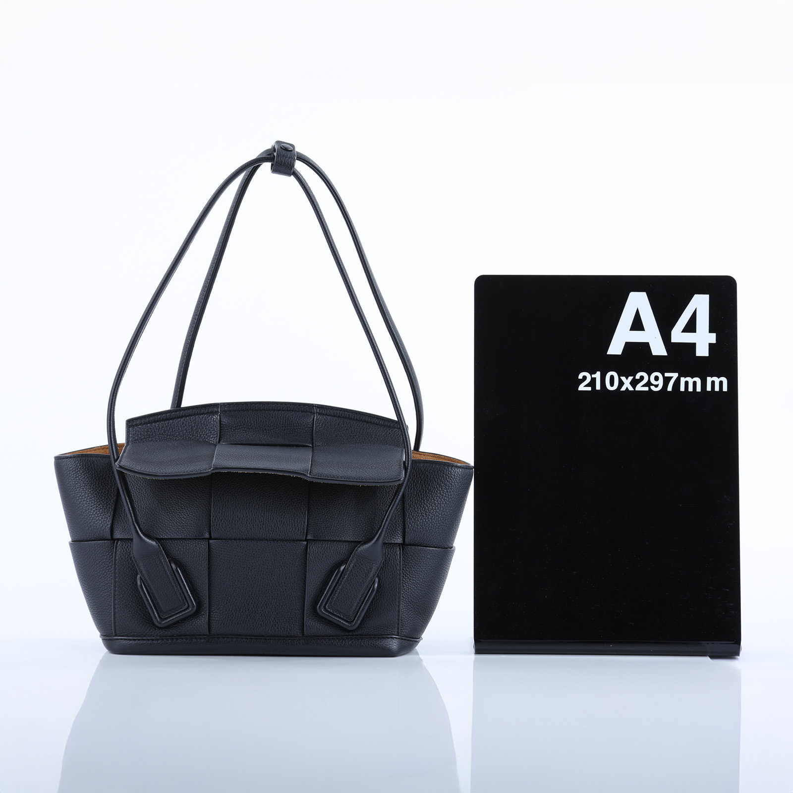 寶緹嘉 BOTTEGA VENETA Arco 手提包  黑ARCO 防塵袋