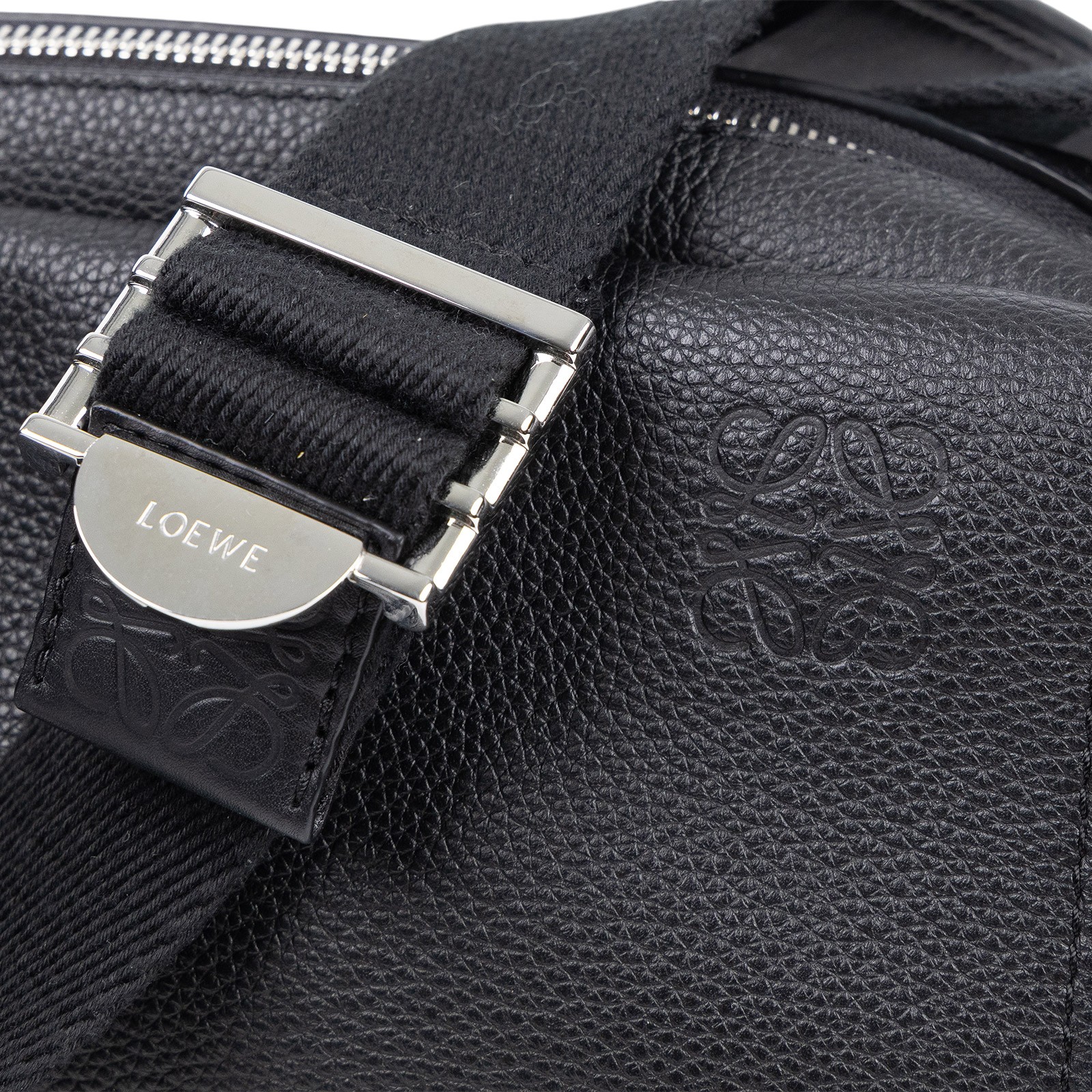 羅意威 LOEWE Military 郵差包 超小型 B553A72X22 黑MILITARY MESSENGER X 防塵袋