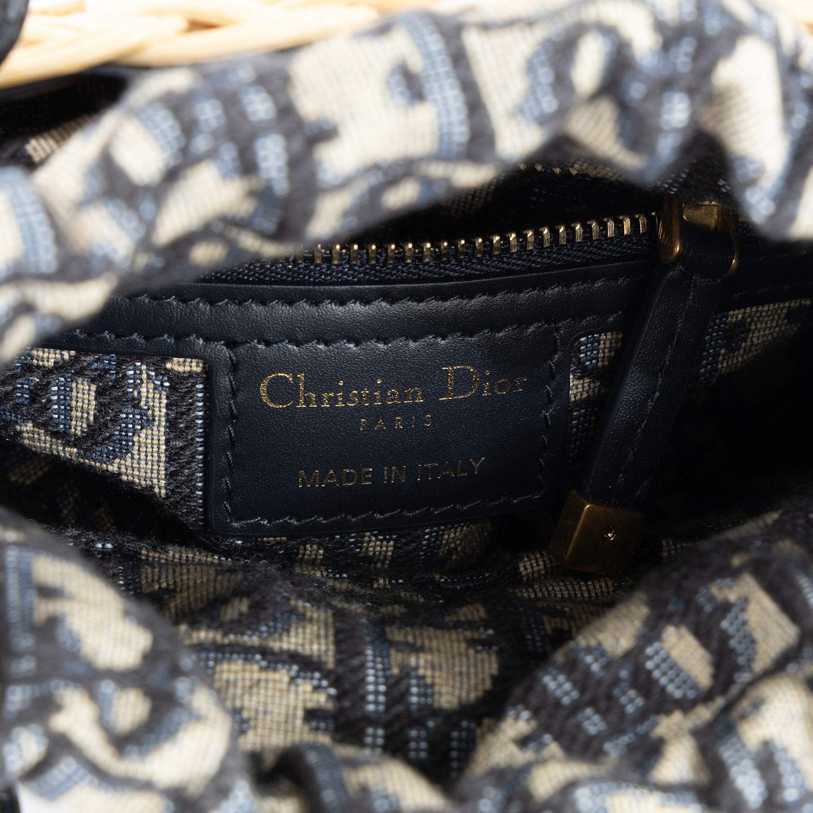 迪奧 CHRISTIAN DIOR Lady Dior 迷你 手提 肩背包 M0505CMVO  原廠盒子/防塵袋/保證卡/購買證明/背帶