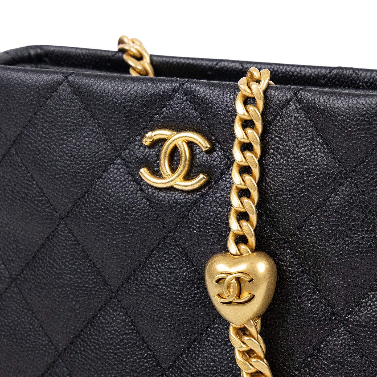 香奈兒 CHANEL 流浪包 Hobo Bag 肩背包 AS3830 B10277 晶片款 黑荔枝愛心調節釦方形肩背包 防塵袋