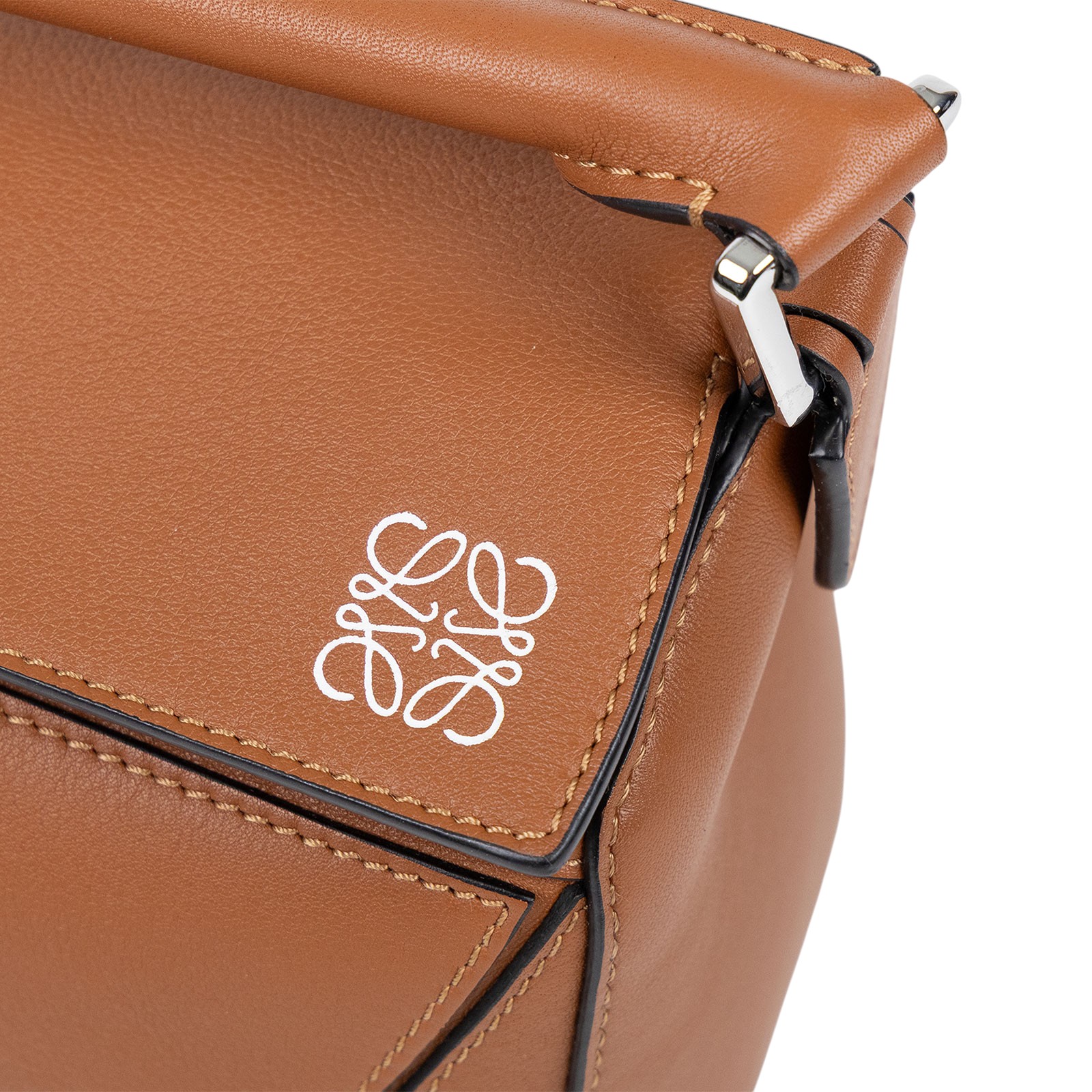 羅意威 LOEWE Mandragora small Puzzle bag 肩背 斜背包 A510P60X41 棕PUZZLE SMALL 防塵袋/背帶